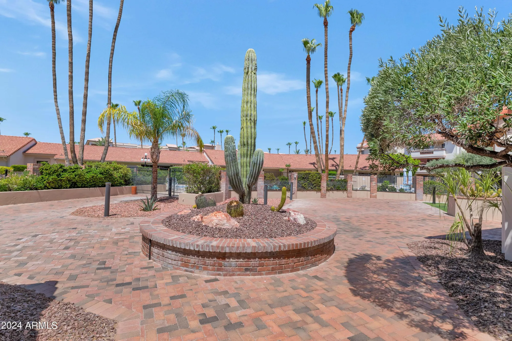 Property Slideshow image 24 of 29 | 17404 n 99th ave unit 108, Sun City, AZ, 85373