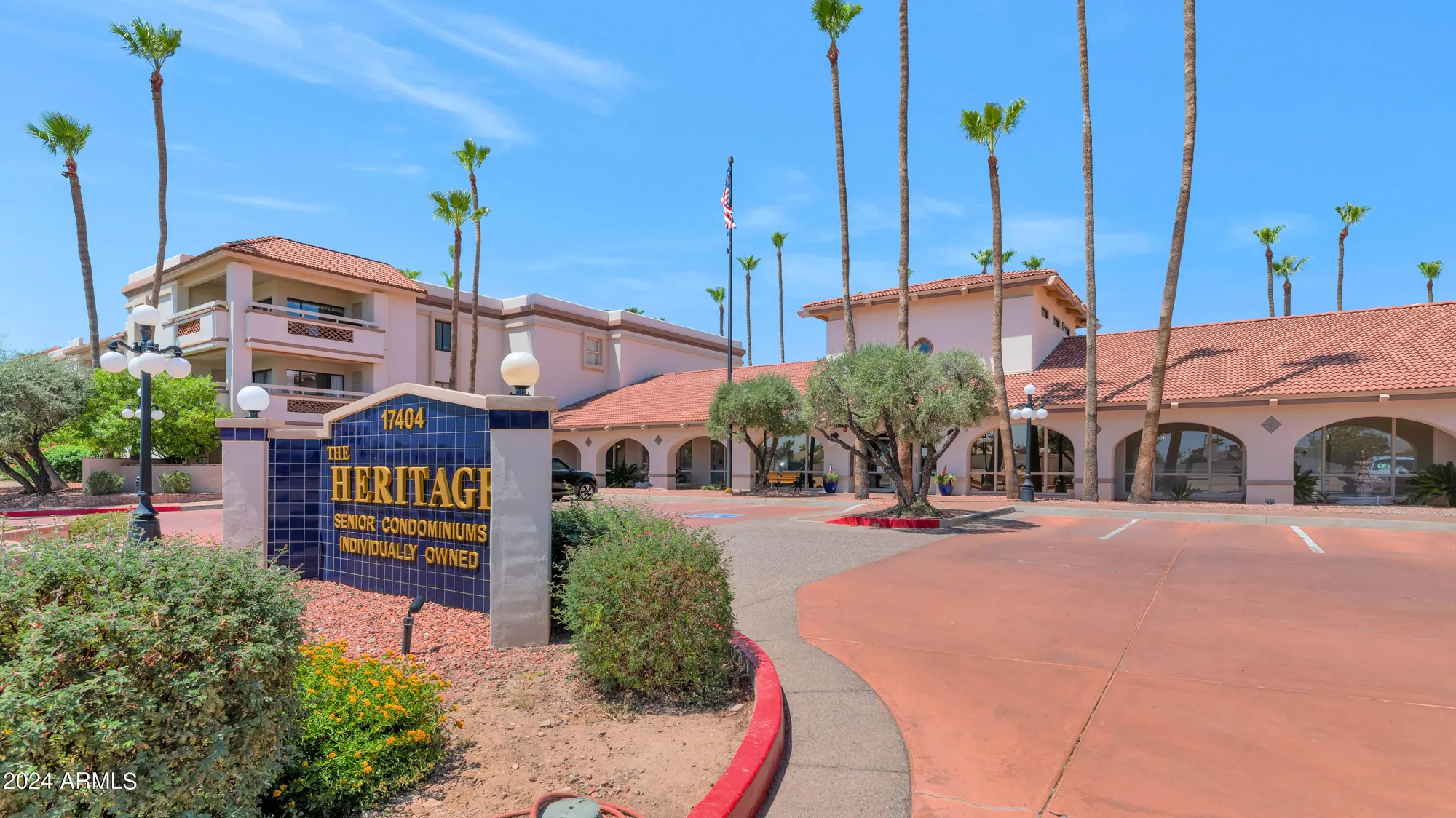 Property Slideshow image 1 of 29 | 17404 n 99th ave unit 108, Sun City, AZ, 85373