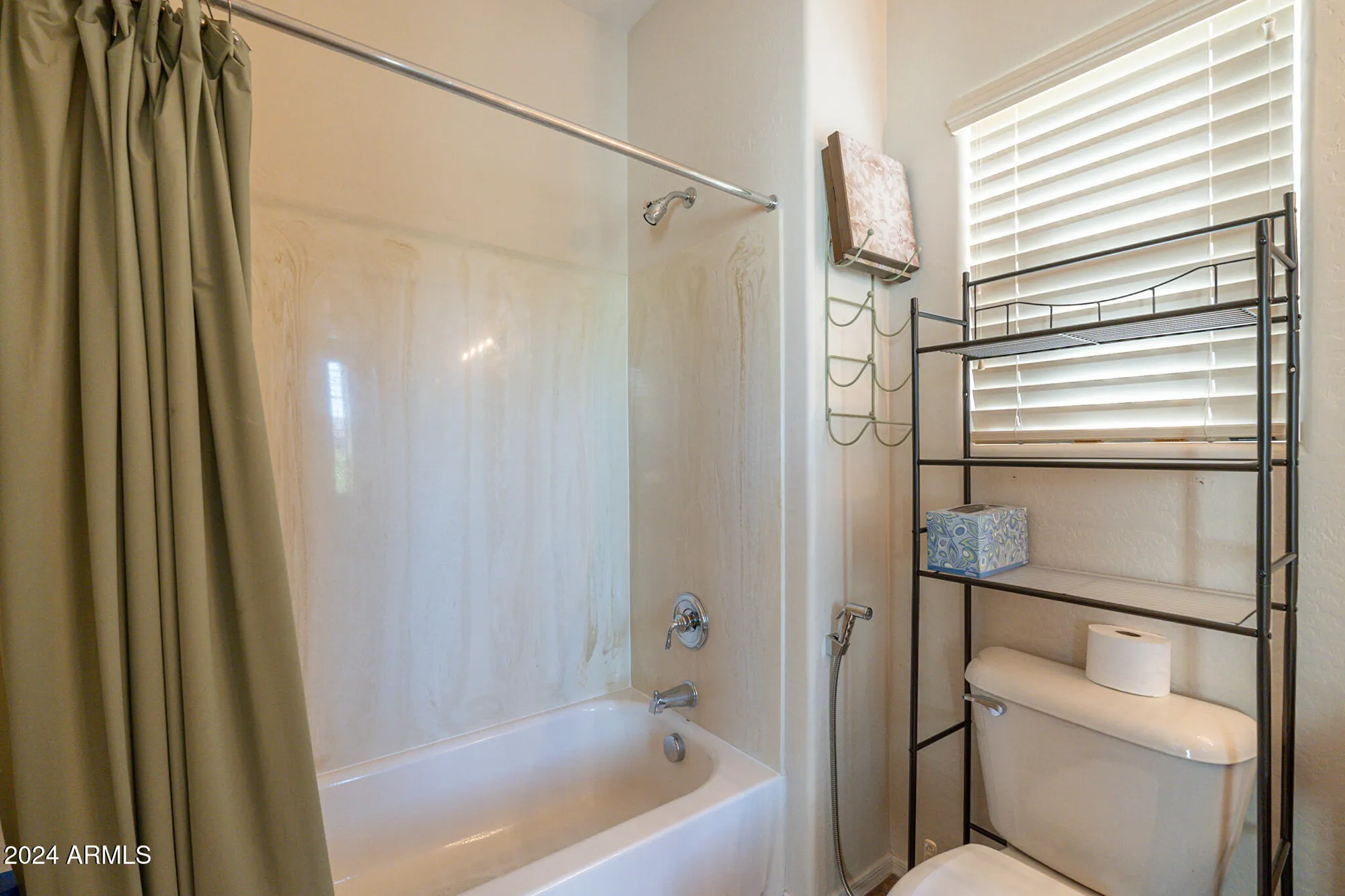Property Slideshow image 30 of 37 | 20340 n canyon whisper dr, Surprise, AZ, 85387