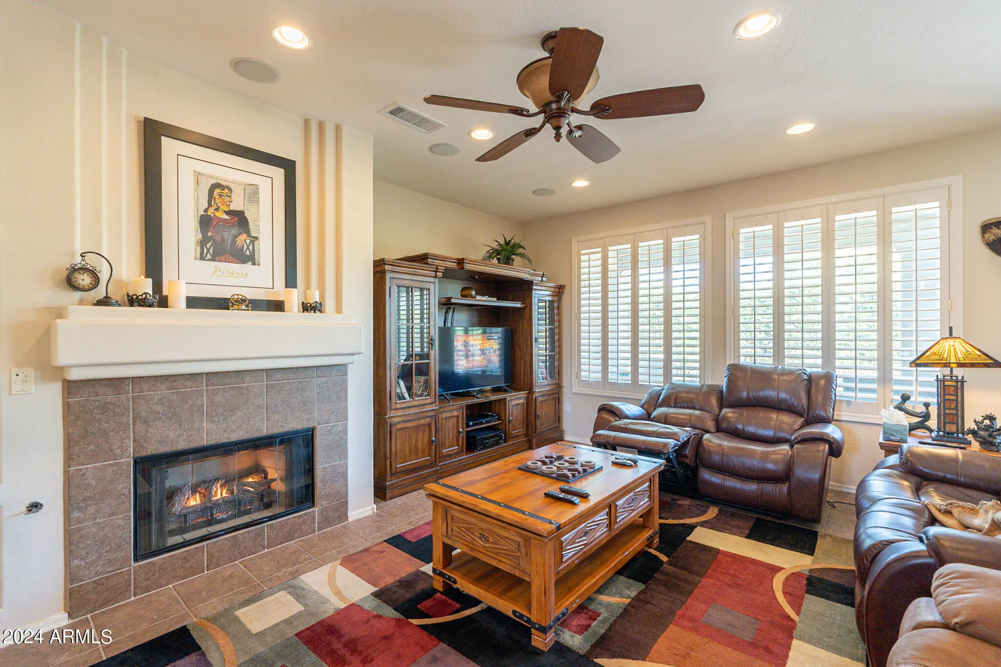 Property Slideshow image 9 of 37 | 20340 n canyon whisper dr, Surprise, AZ, 85387