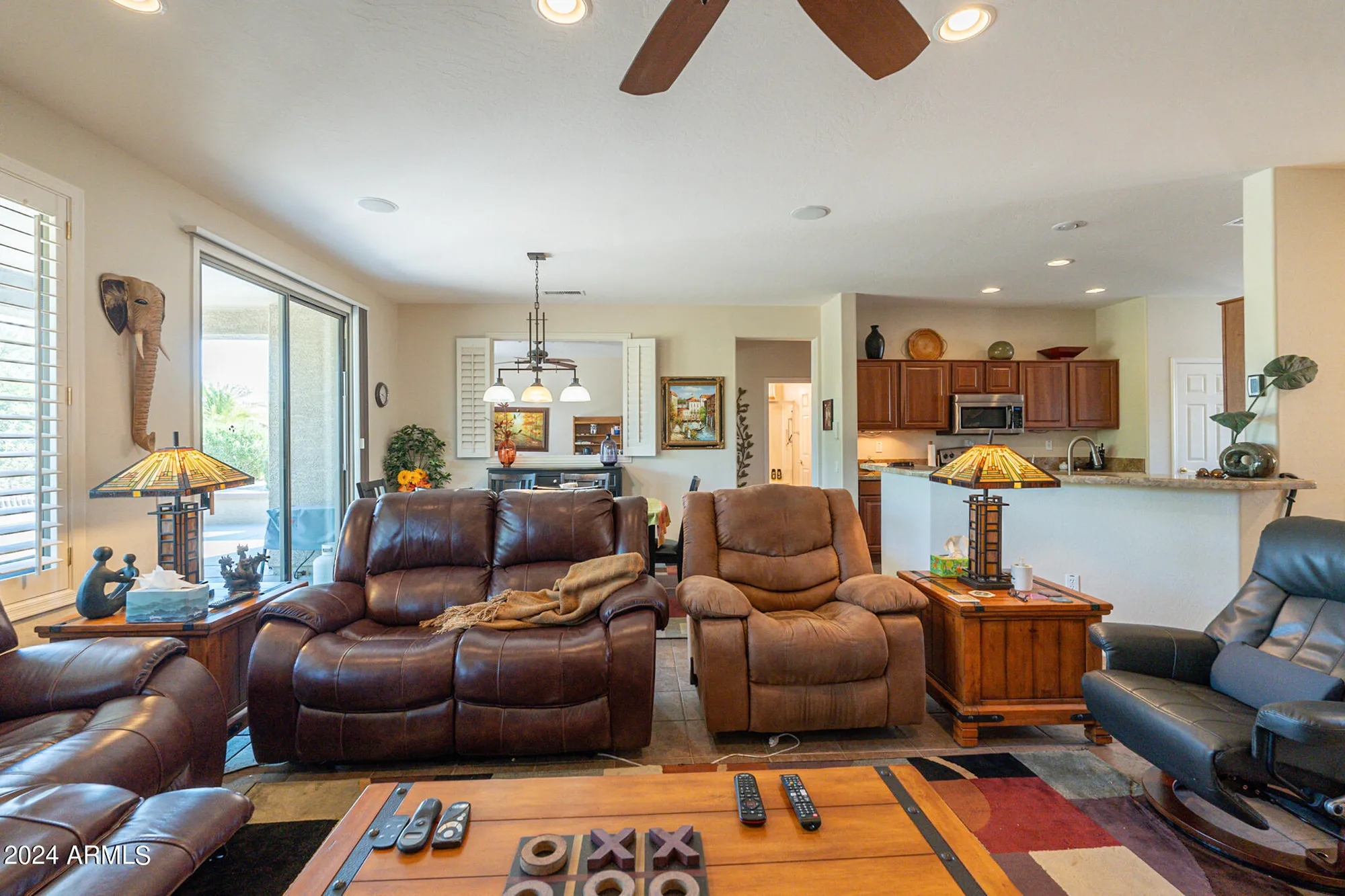 Property Slideshow image 8 of 37 | 20340 n canyon whisper dr, Surprise, AZ, 85387