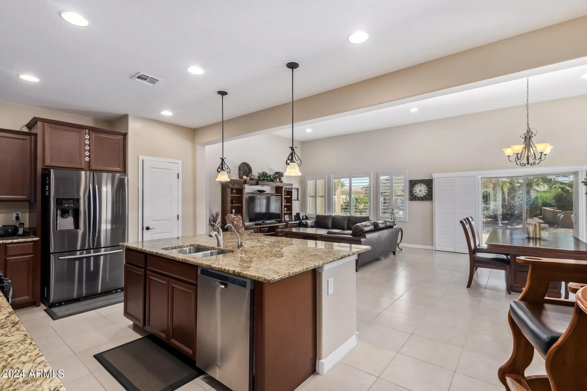 Property Slideshow image 18 of 49 | 42915 w kingfisher dr, Maricopa, AZ, 85138