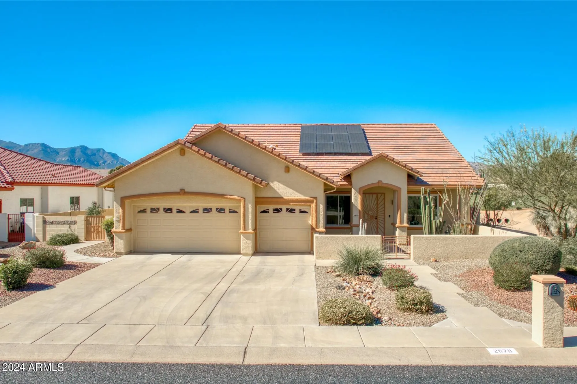 Property Slideshow image 1 of 38 | 2978 glenview dr, Sierra Vista, AZ, 85650