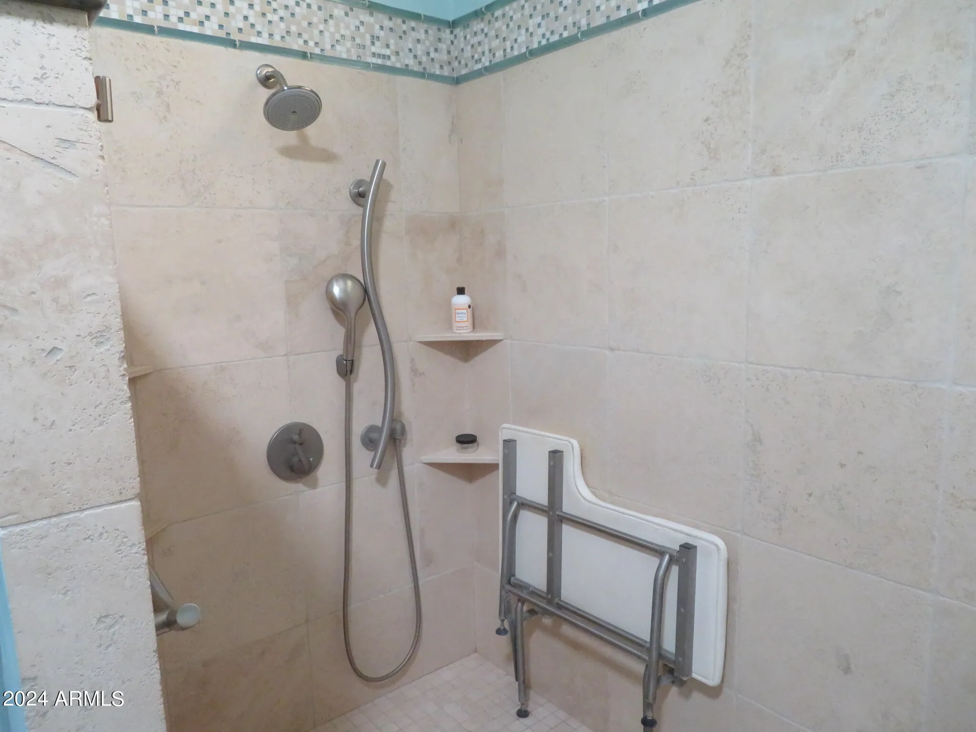 Property Slideshow image 21 of 38 | 2978 glenview dr, Sierra Vista, AZ, 85650