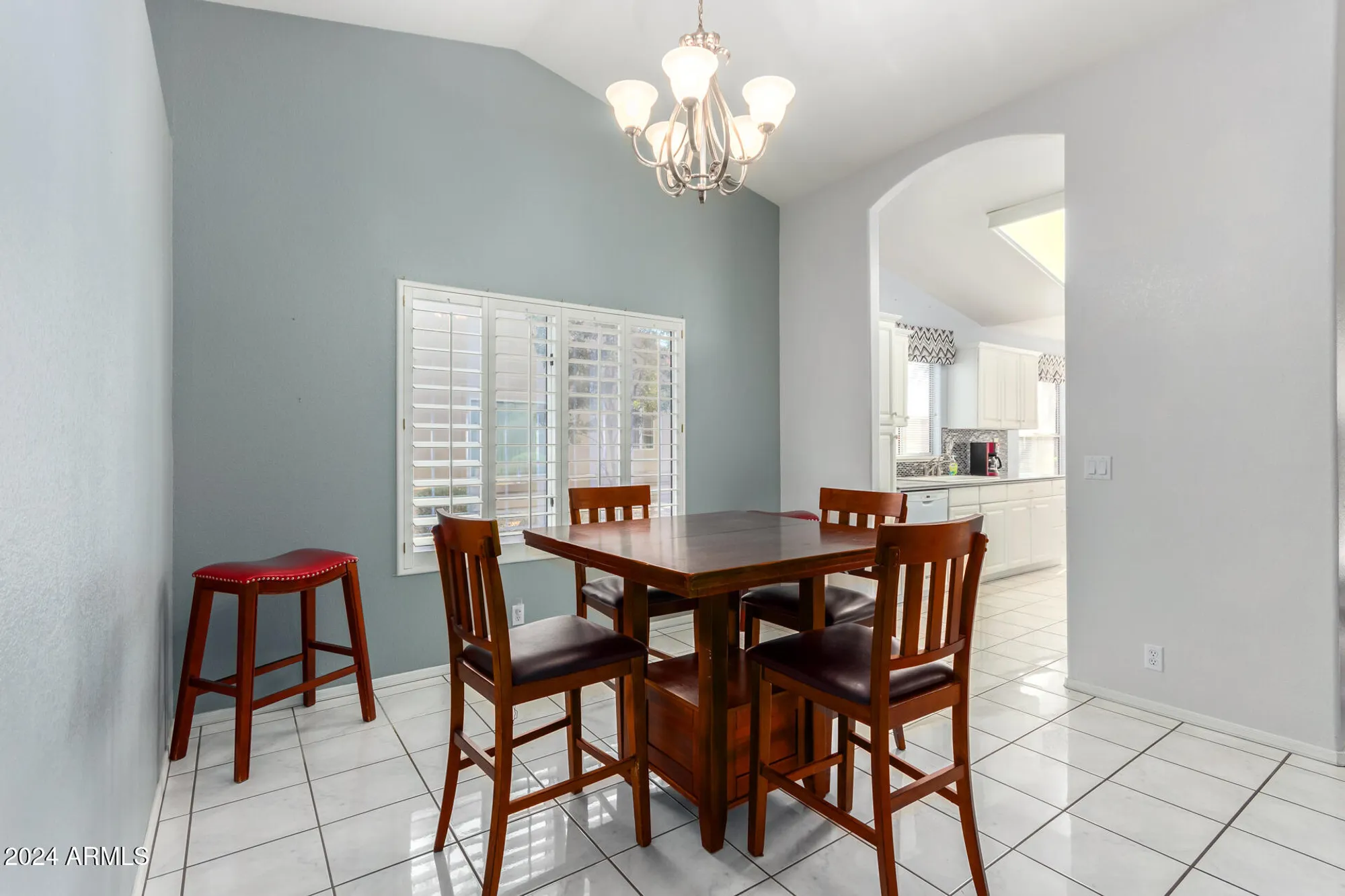 Property Slideshow image 4 of 18 | 8333 w wescott dr, Peoria, AZ, 85382