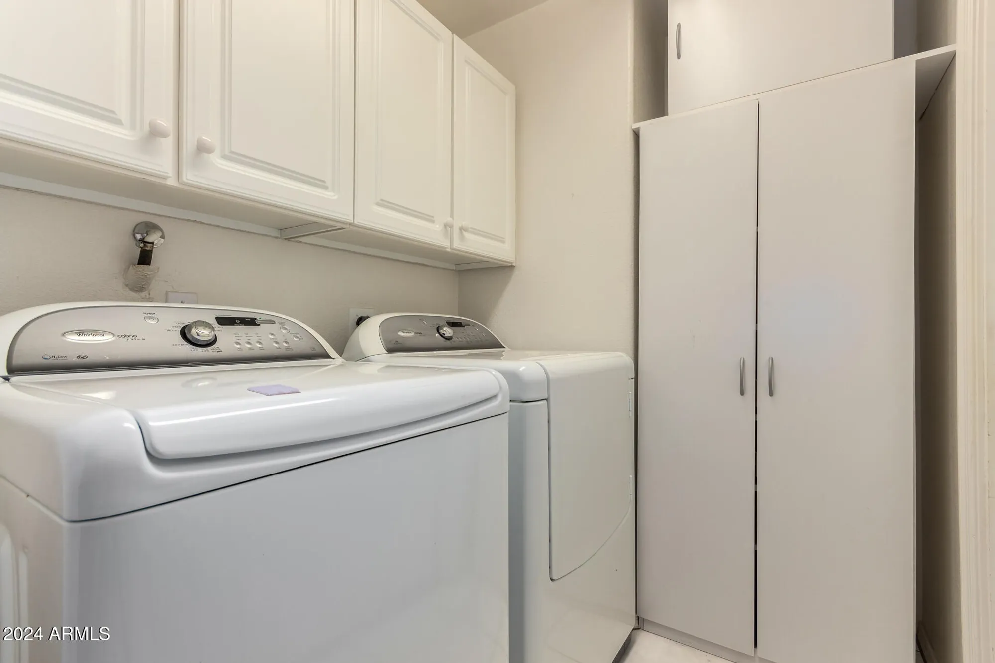 Property Slideshow image 15 of 18 | 8333 w wescott dr, Peoria, AZ, 85382