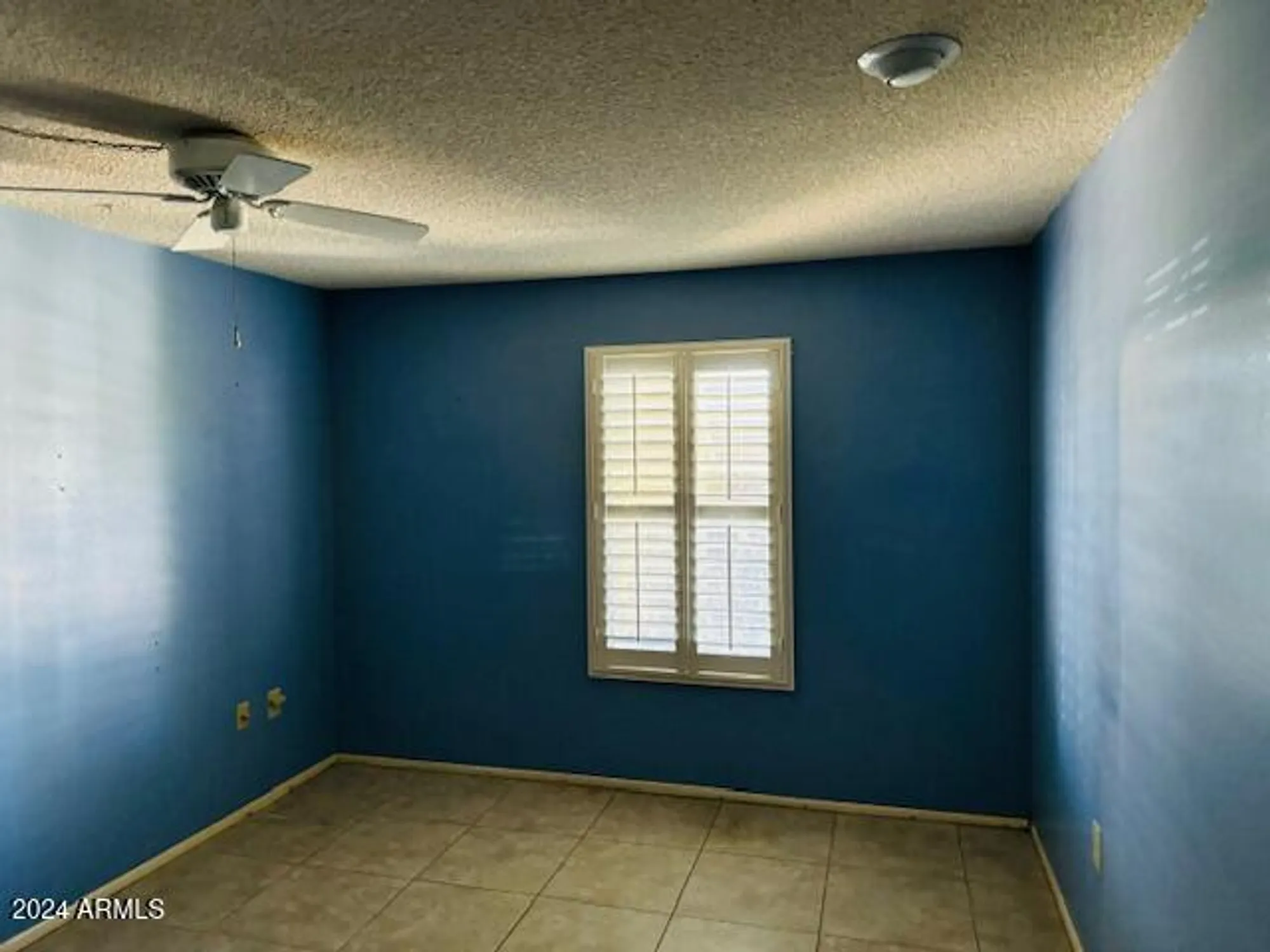 Property Slideshow image 8 of 13 | 10202 w edgewood dr, Sun City, AZ, 85351