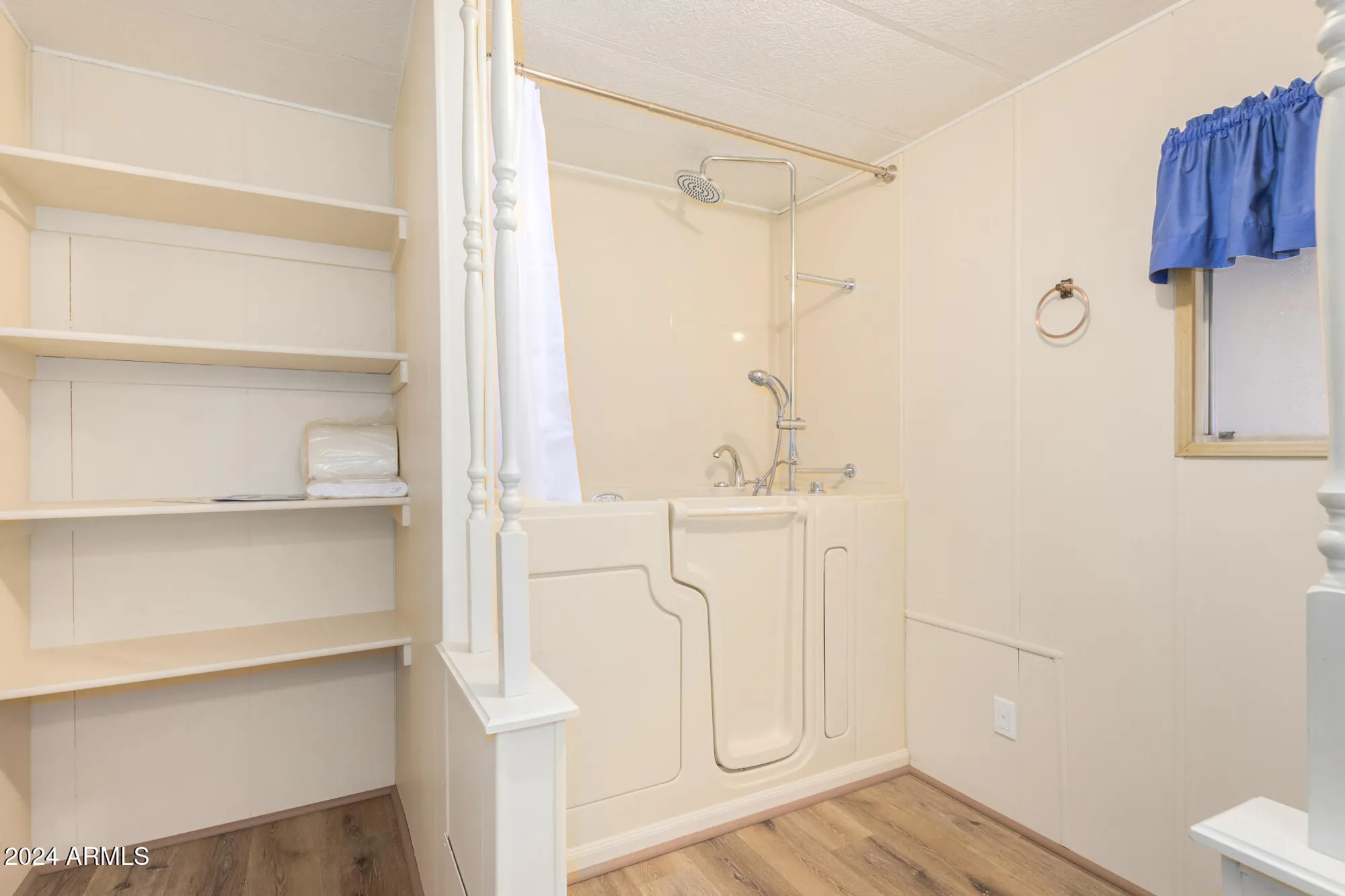 Property Slideshow image 10 of 18 | 5546 e player pl, Mesa, AZ, 85215