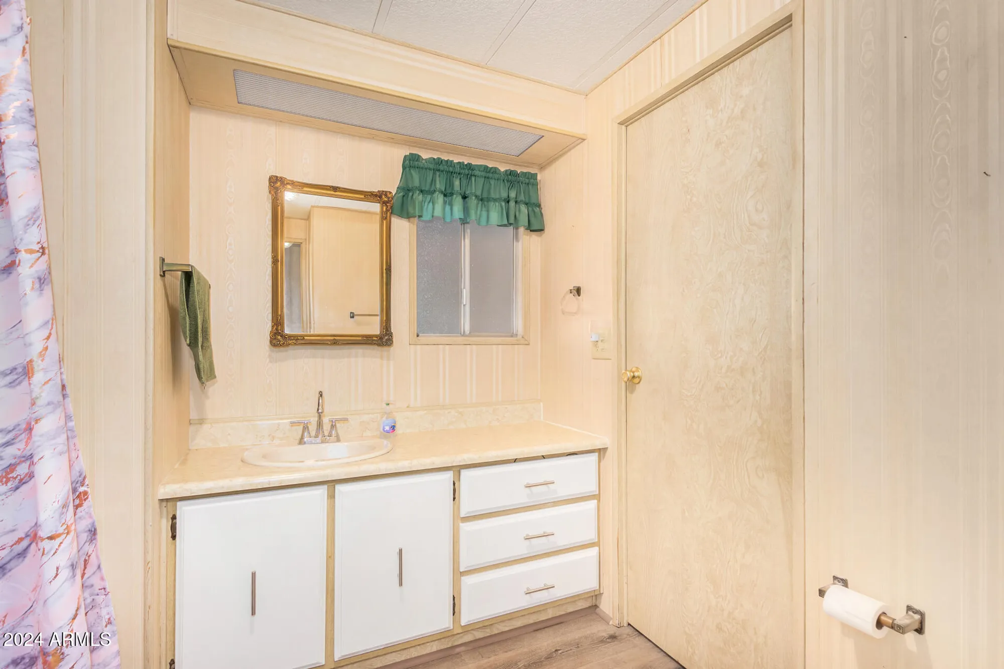 Property Slideshow image 15 of 18 | 5546 e player pl, Mesa, AZ, 85215