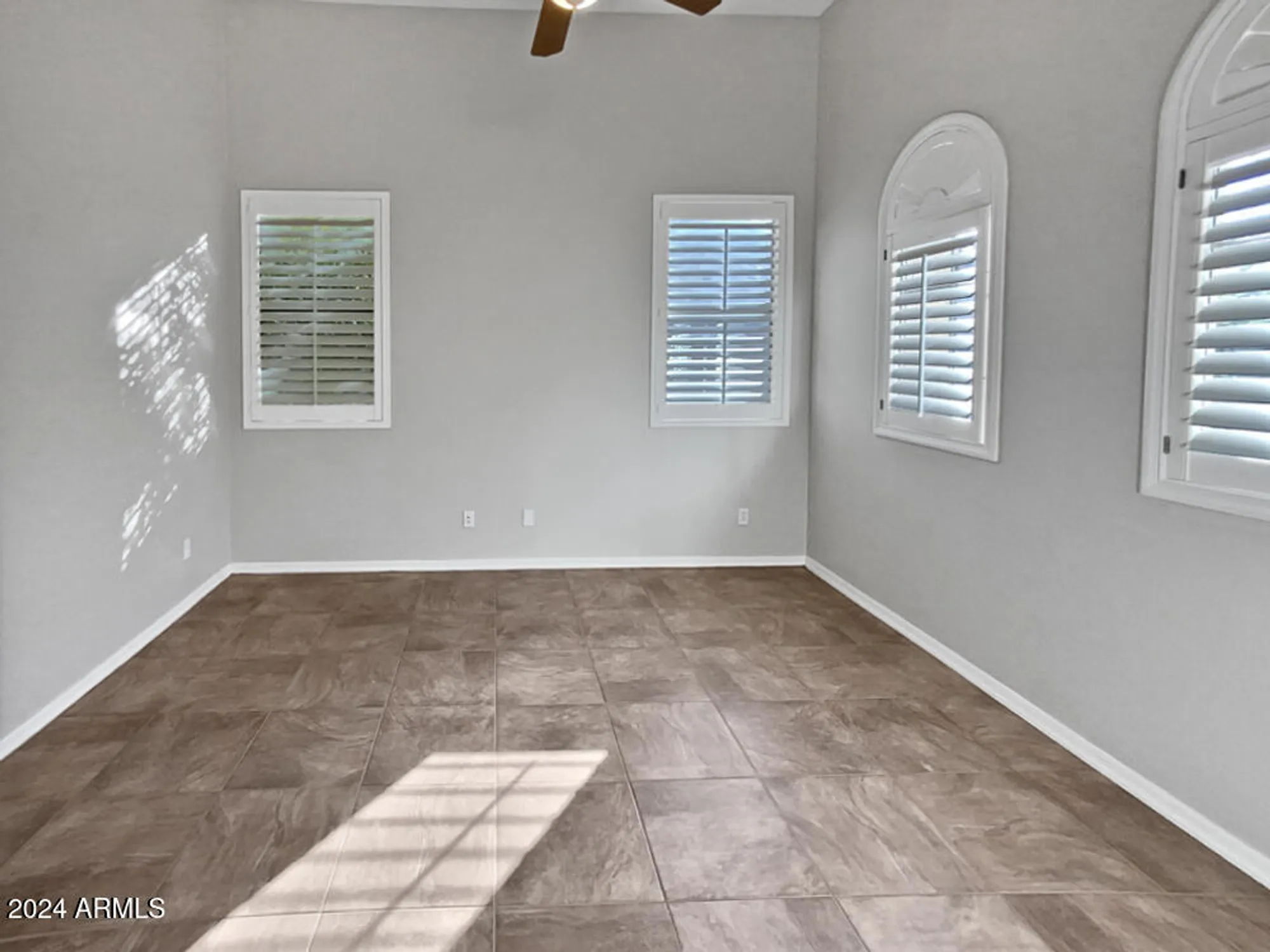 Property Slideshow image 13 of 41 | 12446 w bajada rd, Peoria, AZ, 85383
