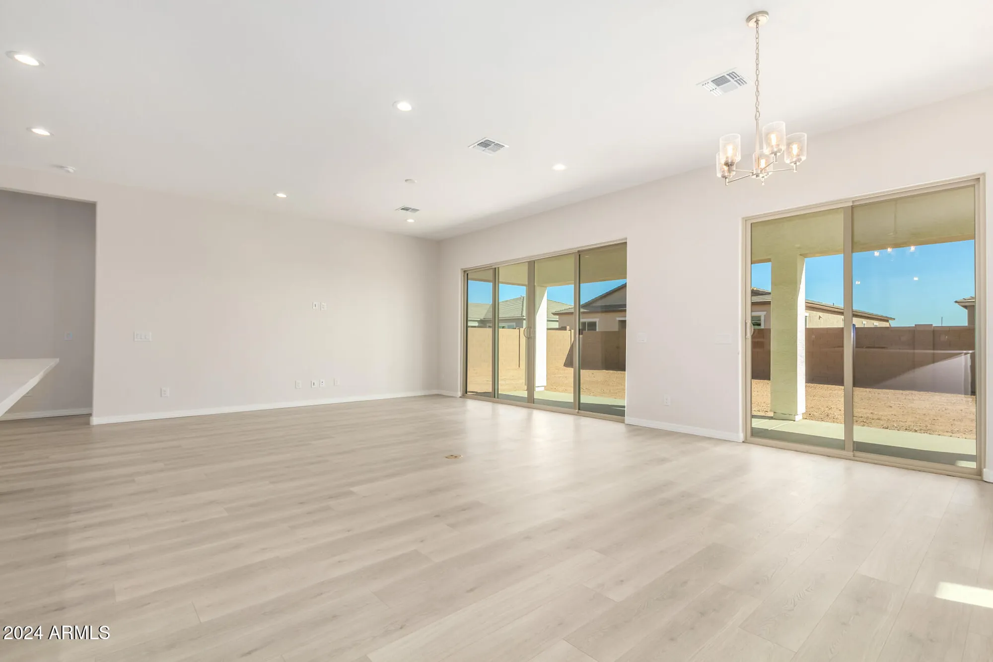 Property Slideshow image 10 of 38 | 23997 n 172nd ave, Surprise, AZ, 85387