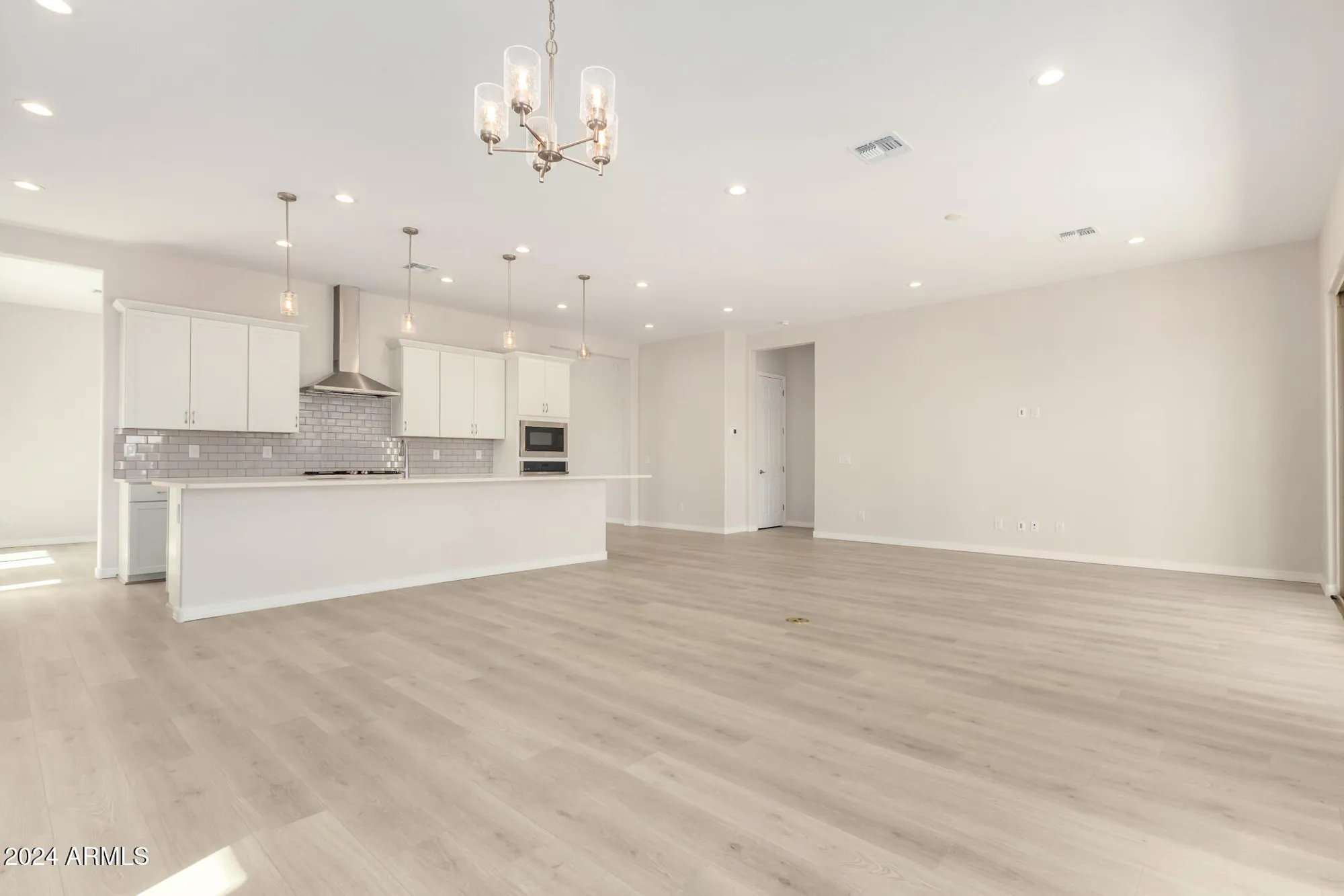 Property Slideshow image 6 of 38 | 23997 n 172nd ave, Surprise, AZ, 85387