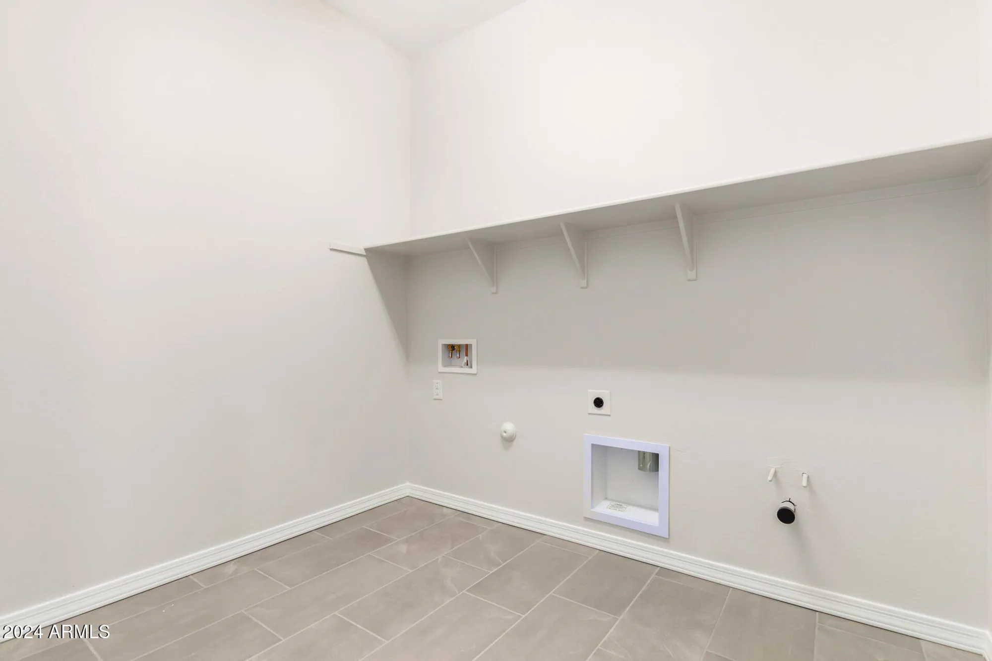 Property Slideshow image 29 of 38 | 23997 n 172nd ave, Surprise, AZ, 85387