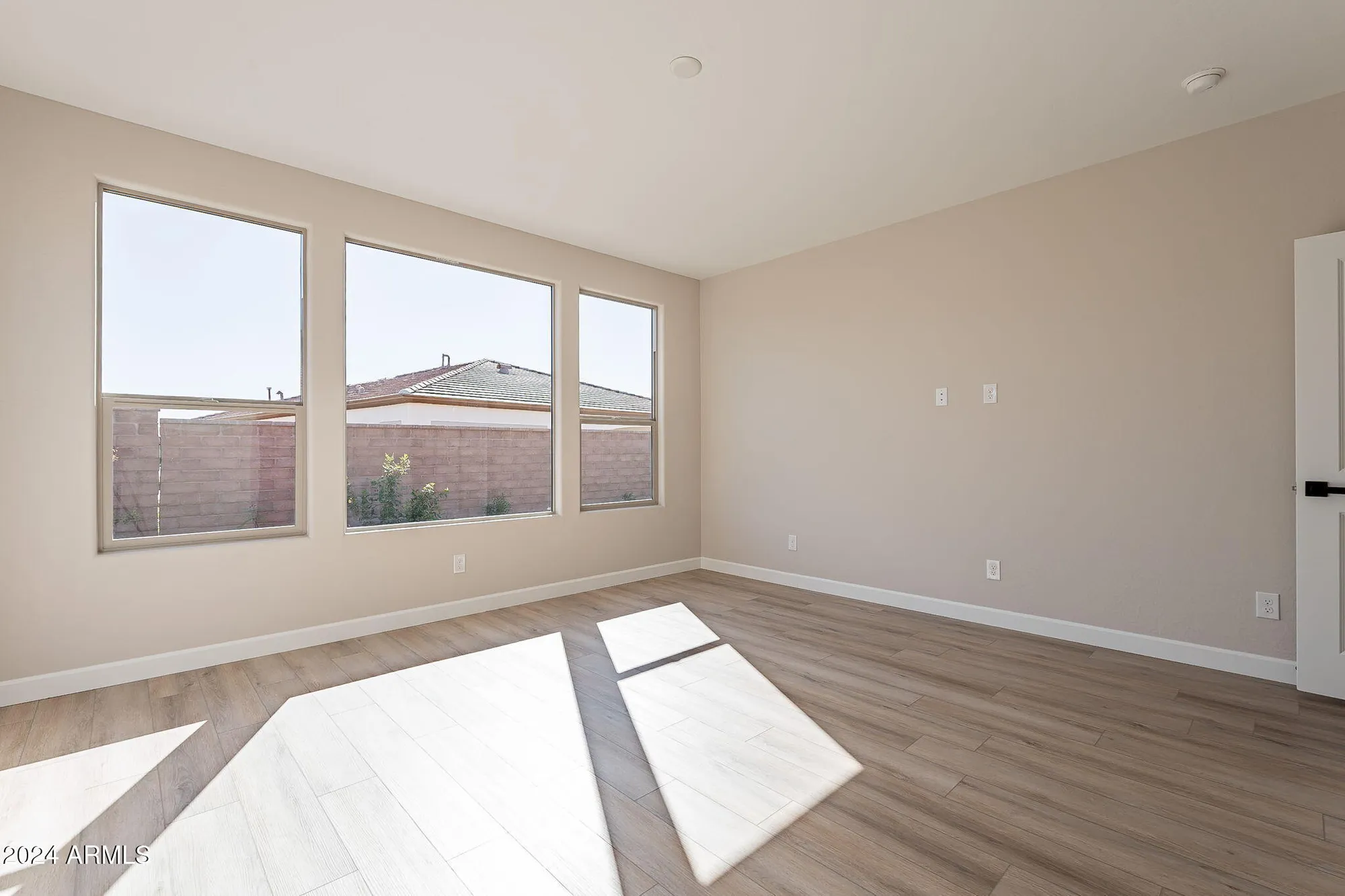 Property Slideshow image 19 of 38 | 375 e bracciano ave, San Tan Valley, AZ, 85140