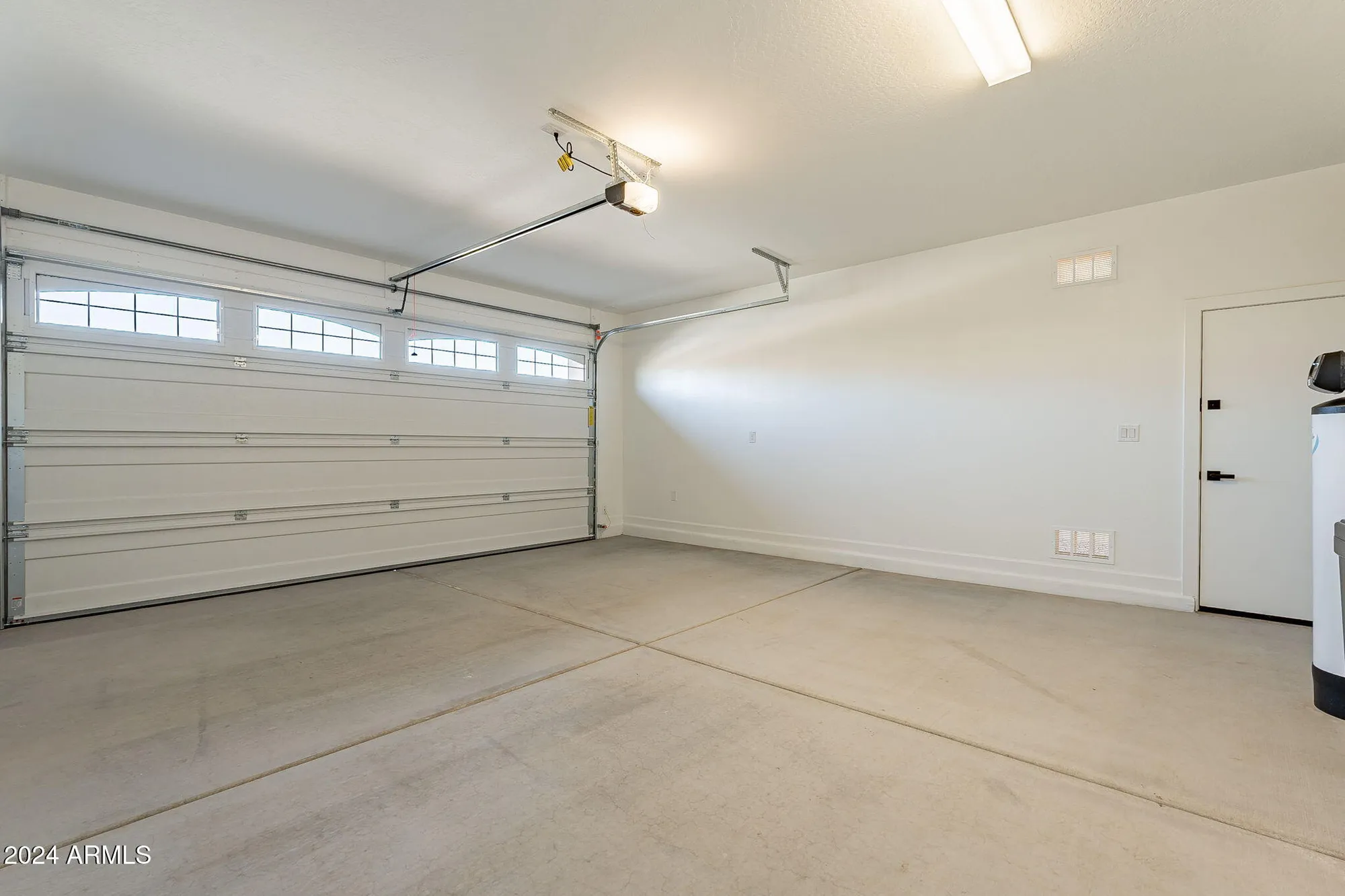 Property Slideshow image 29 of 38 | 375 e bracciano ave, San Tan Valley, AZ, 85140