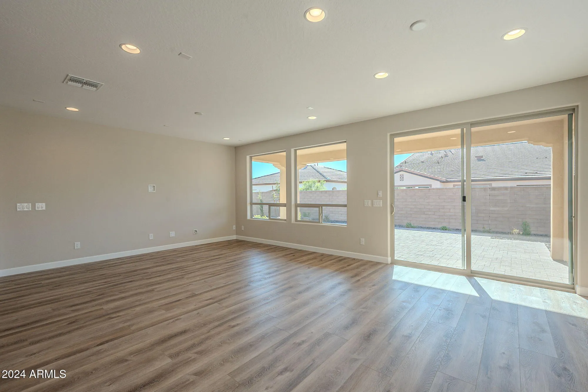 Property Slideshow image 15 of 35 | 389 e bracciano ave, Queen Creek, AZ, 85140