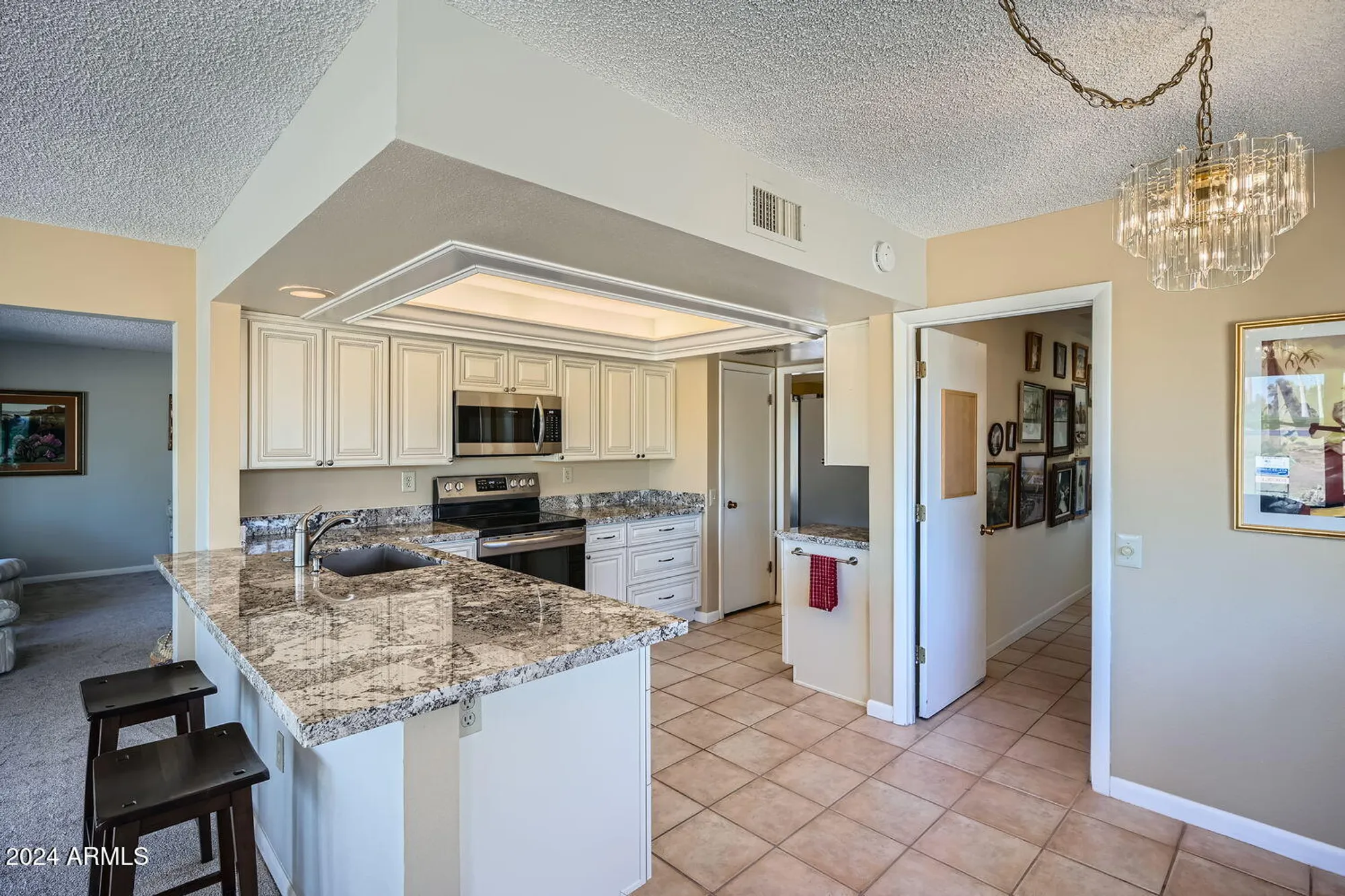 Property Slideshow image 13 of 47 | 12946 w ashwood dr, Sun City West, AZ, 85375