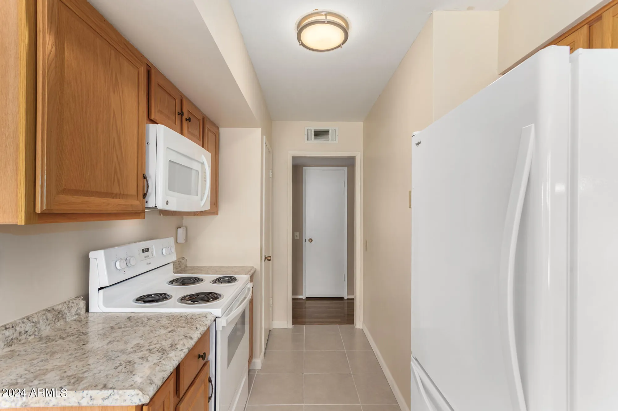 Property Slideshow image 14 of 35 | 18001 n 99th dr, Sun City, AZ, 85373