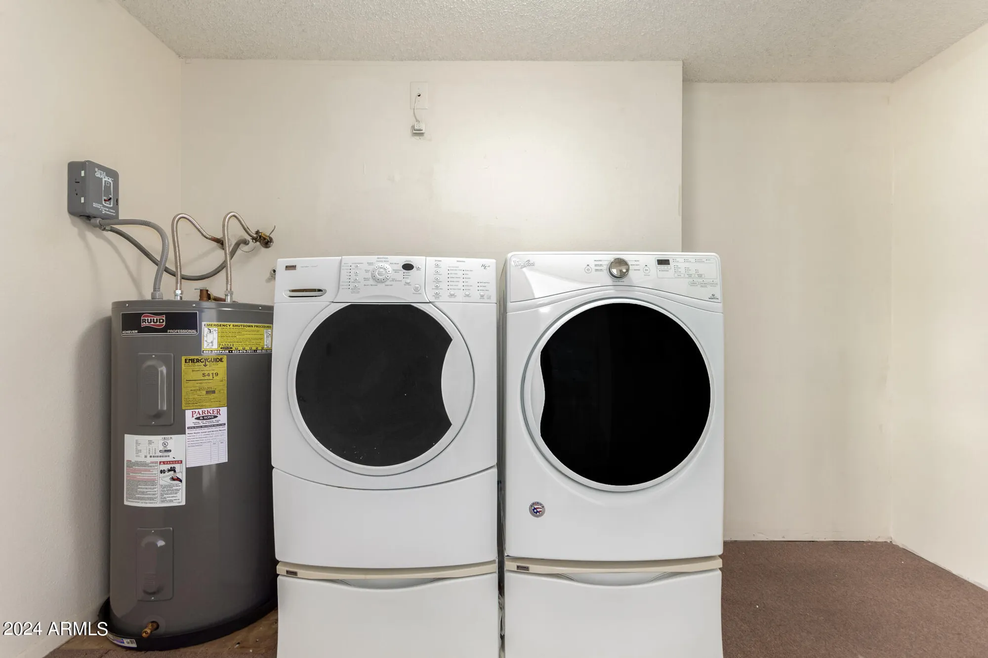 Property Slideshow image 22 of 35 | 18001 n 99th dr, Sun City, AZ, 85373