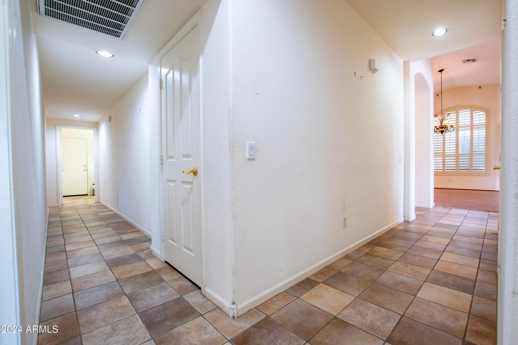 Property Slideshow image 38 of 70 | 16068 w edgemont ave, Goodyear, AZ, 85395