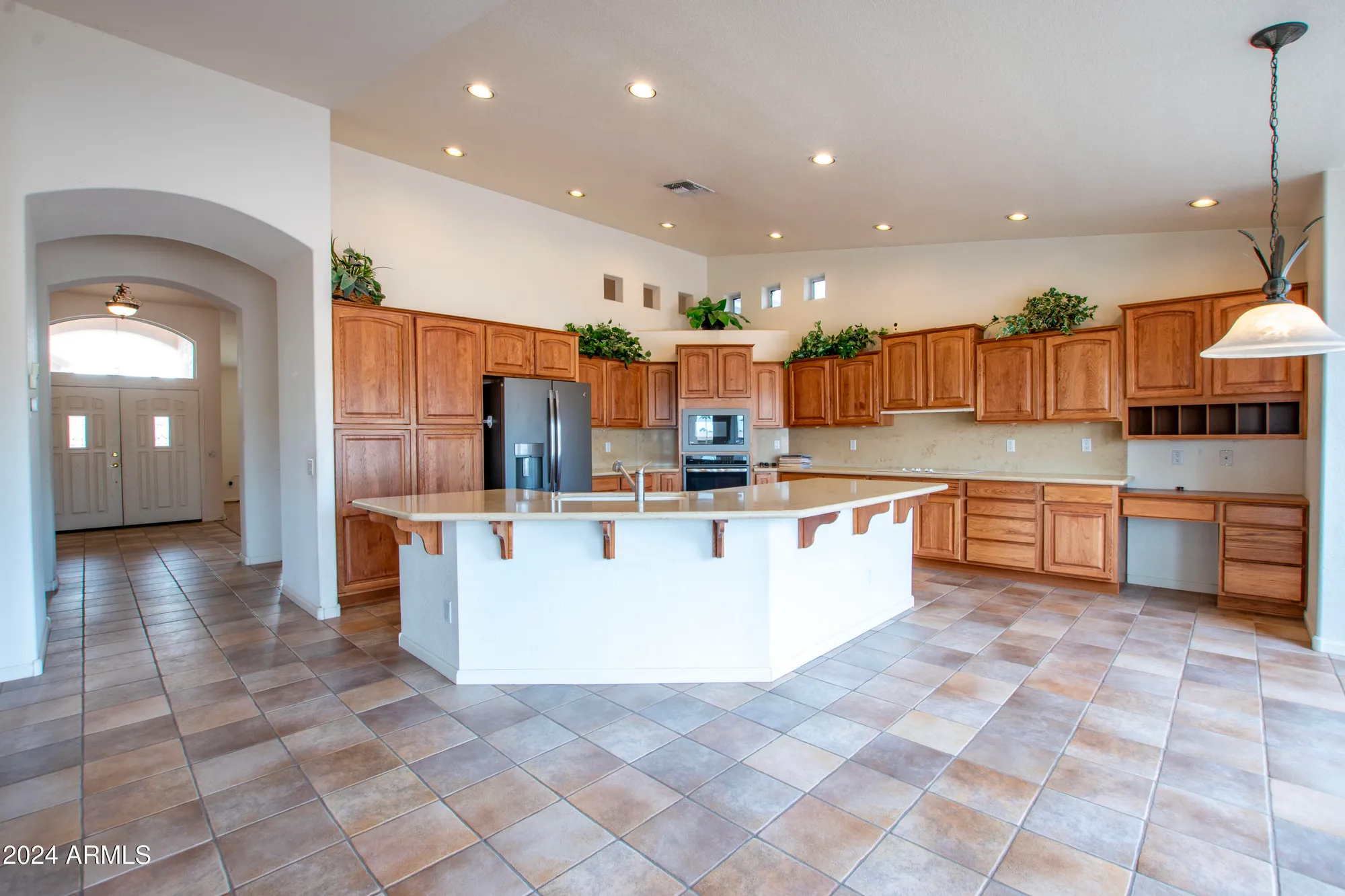 Property Slideshow image 15 of 70 | 16068 w edgemont ave, Goodyear, AZ, 85395