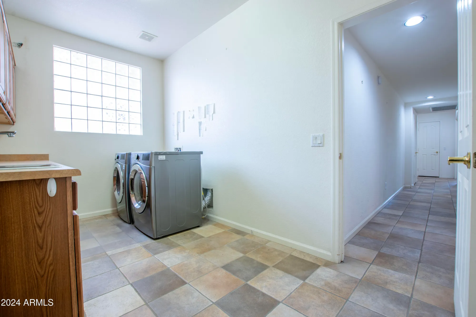 Property Slideshow image 44 of 70 | 16068 w edgemont ave, Goodyear, AZ, 85395