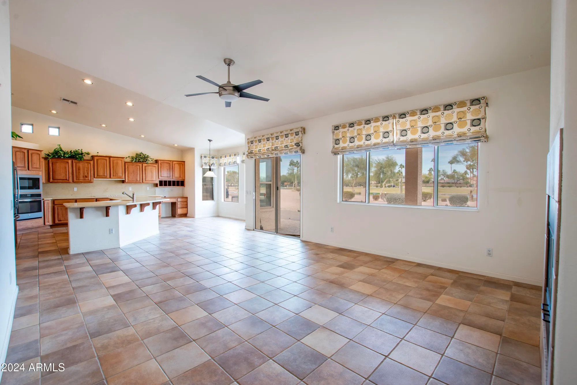 Property Slideshow image 26 of 70 | 16068 w edgemont ave, Goodyear, AZ, 85395
