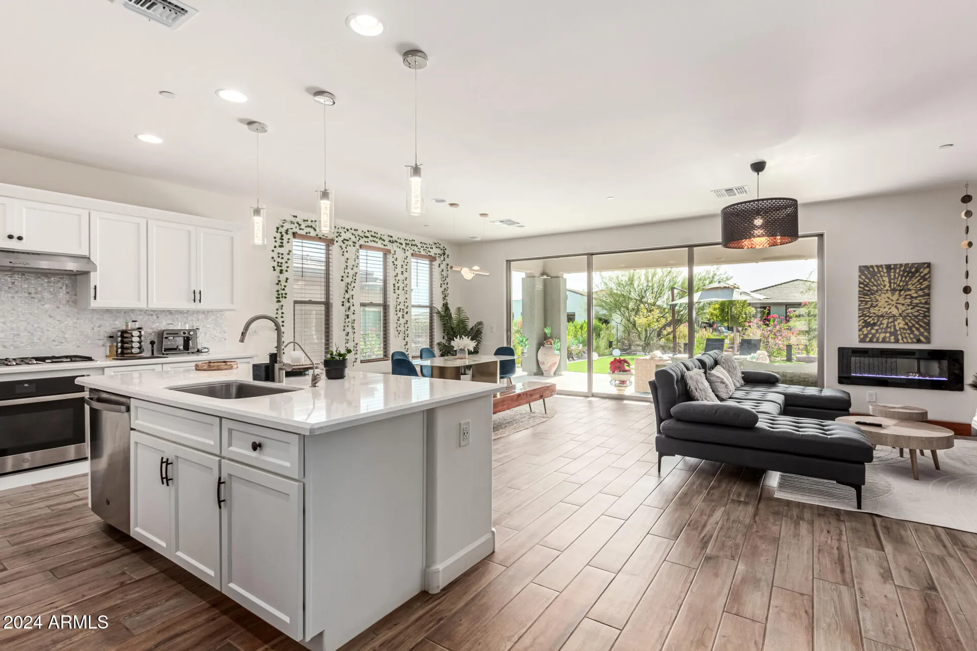 Property Slideshow image 14 of 57 | 17733 e bear wallow way, Rio Verde, AZ, 85263
