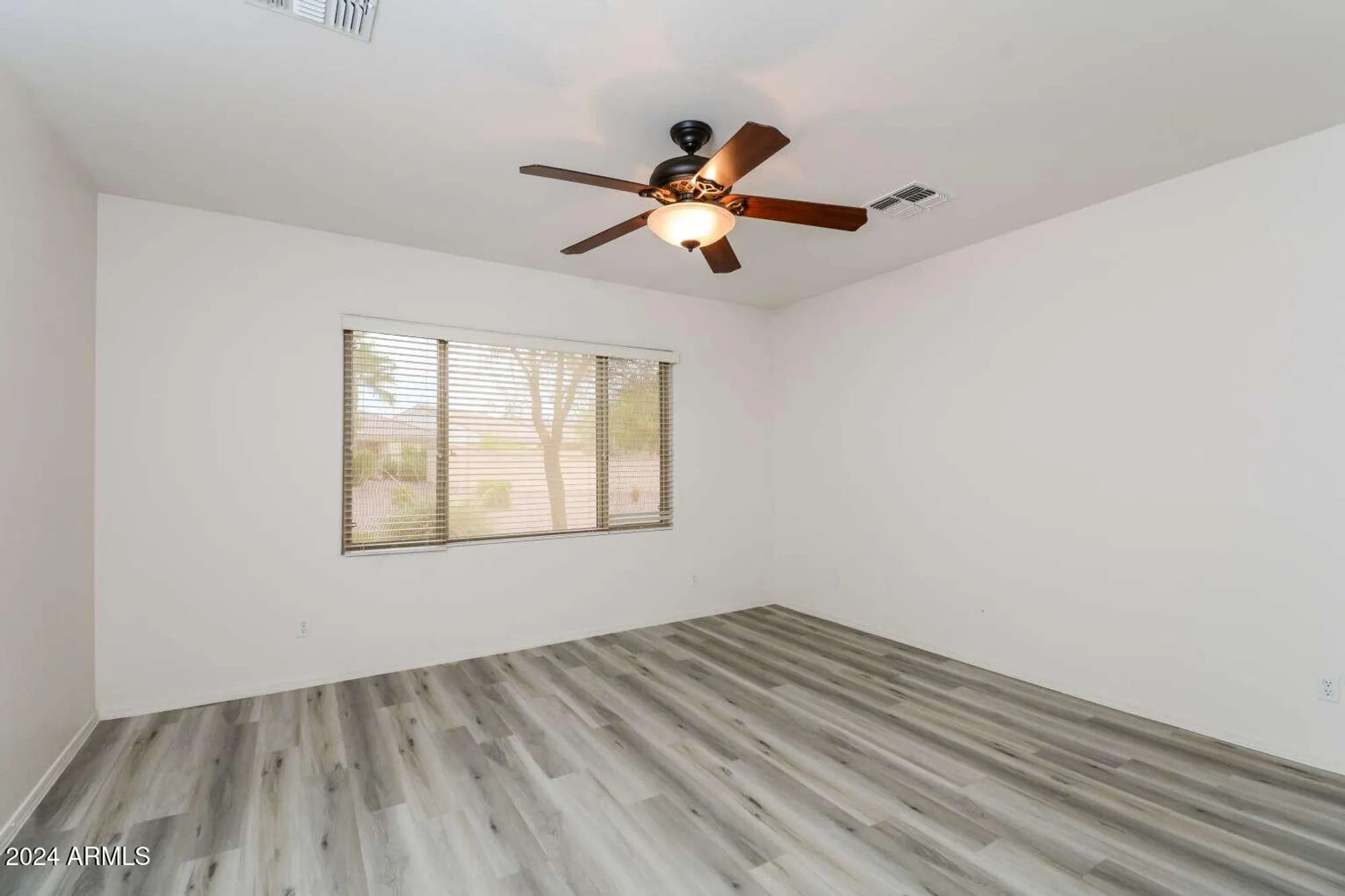 Property Slideshow image 7 of 16 | 22409 n los gatos dr, Sun City West, AZ, 85375