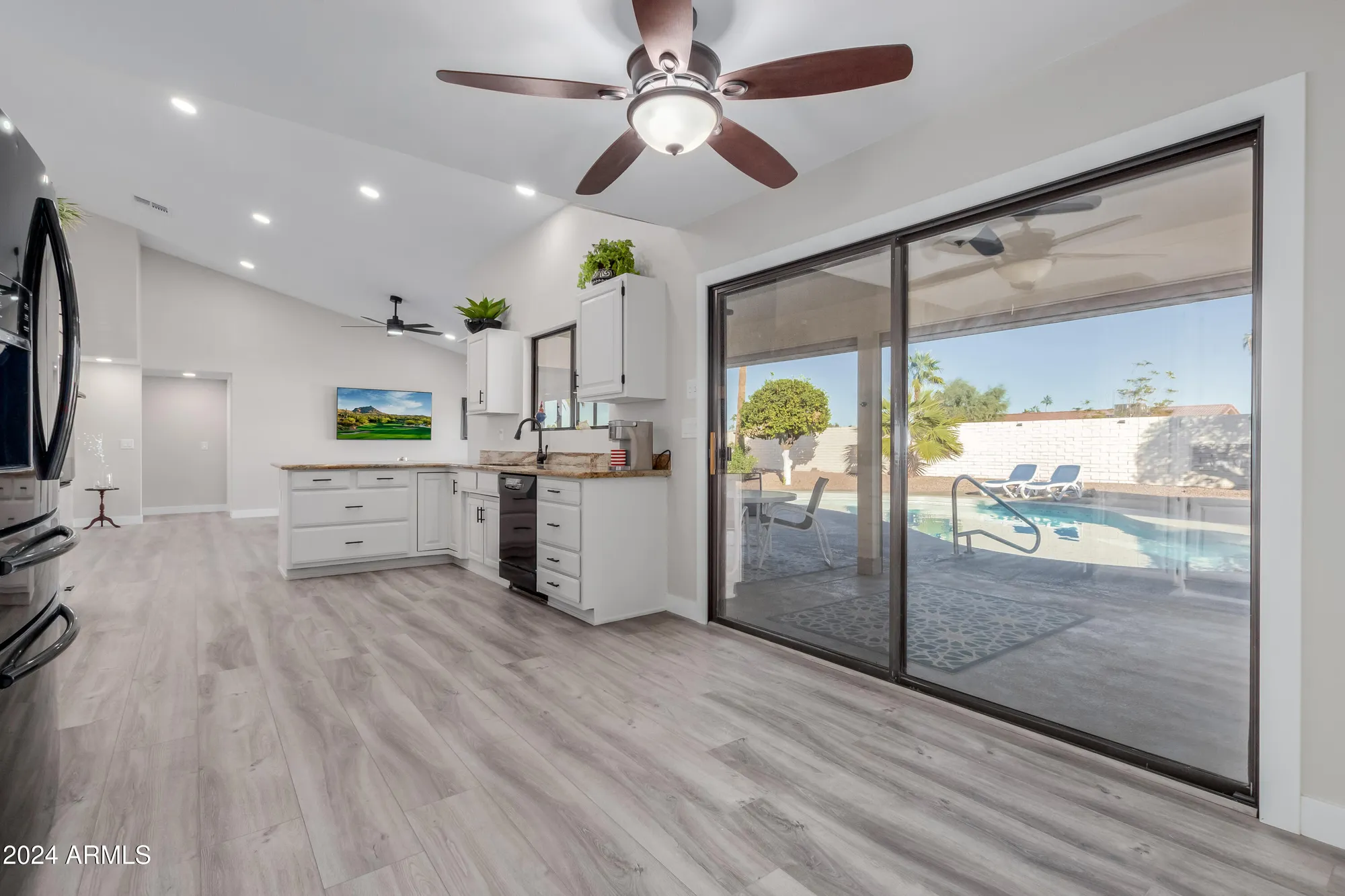 Property Slideshow image 19 of 40 | 18019 n 137th dr, Sun City West, AZ, 85375