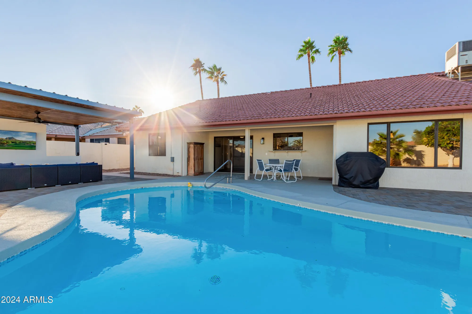 Property Slideshow image 36 of 40 | 18019 n 137th dr, Sun City West, AZ, 85375