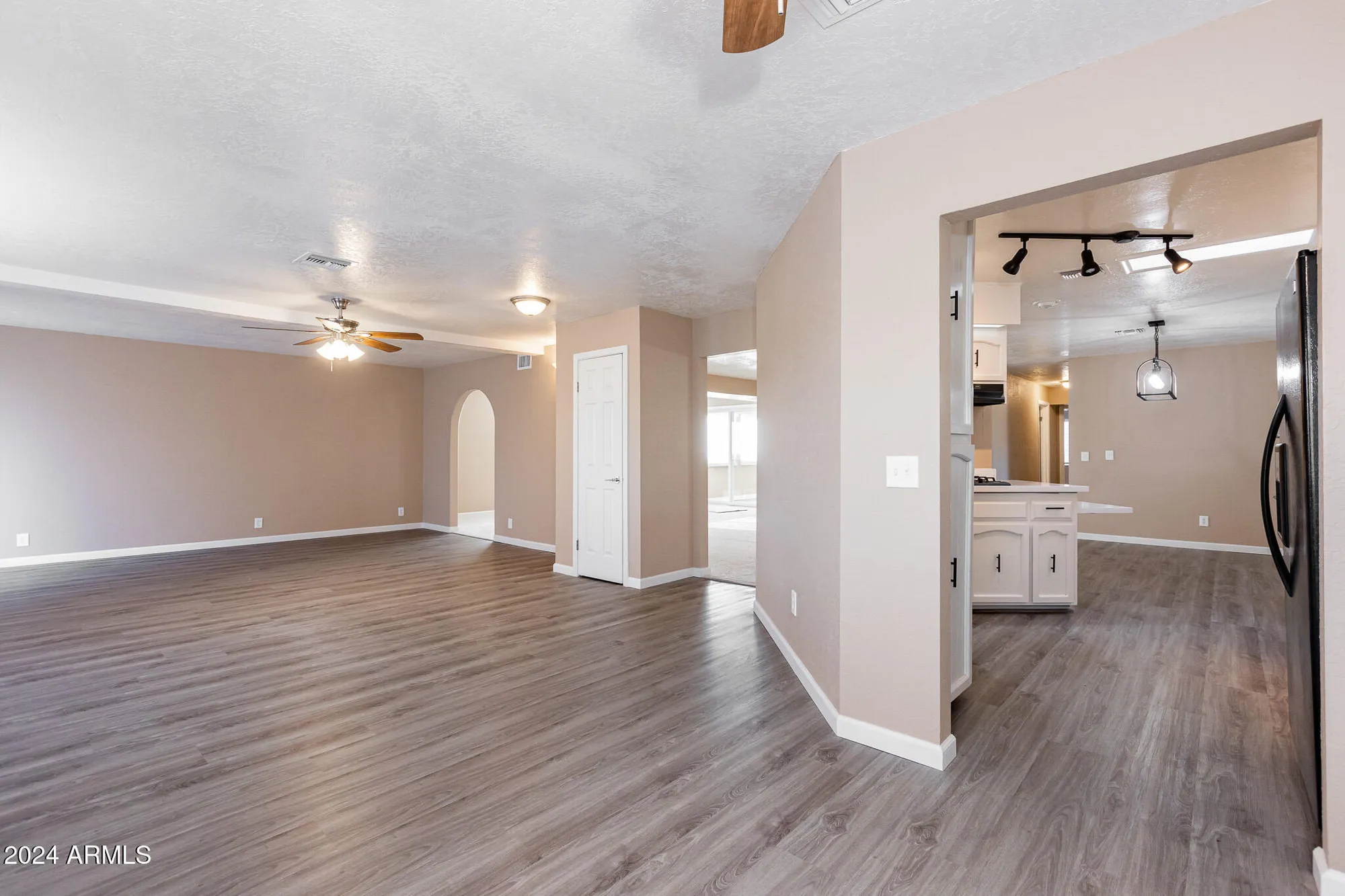 Property Slideshow image 16 of 50 | 9014 e country club dr, Sun Lakes, AZ, 85248