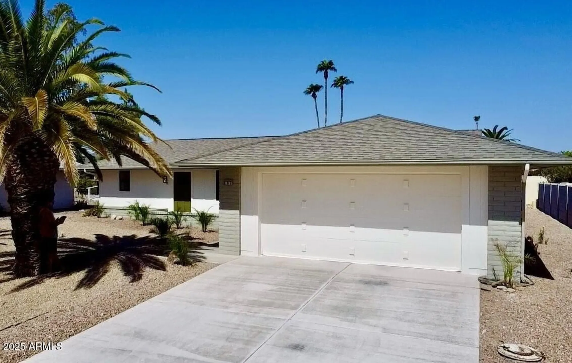 Property Slideshow image 3 of 30 | 12432 w fieldstone dr, Sun City West, AZ, 85375