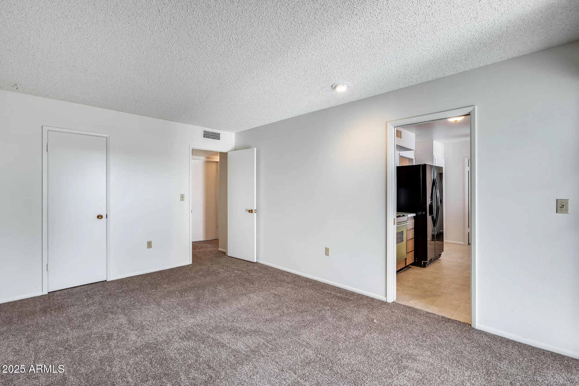 Property Slideshow image 10 of 16 | 10863 w thunderbird blvd, Sun City, AZ, 85351