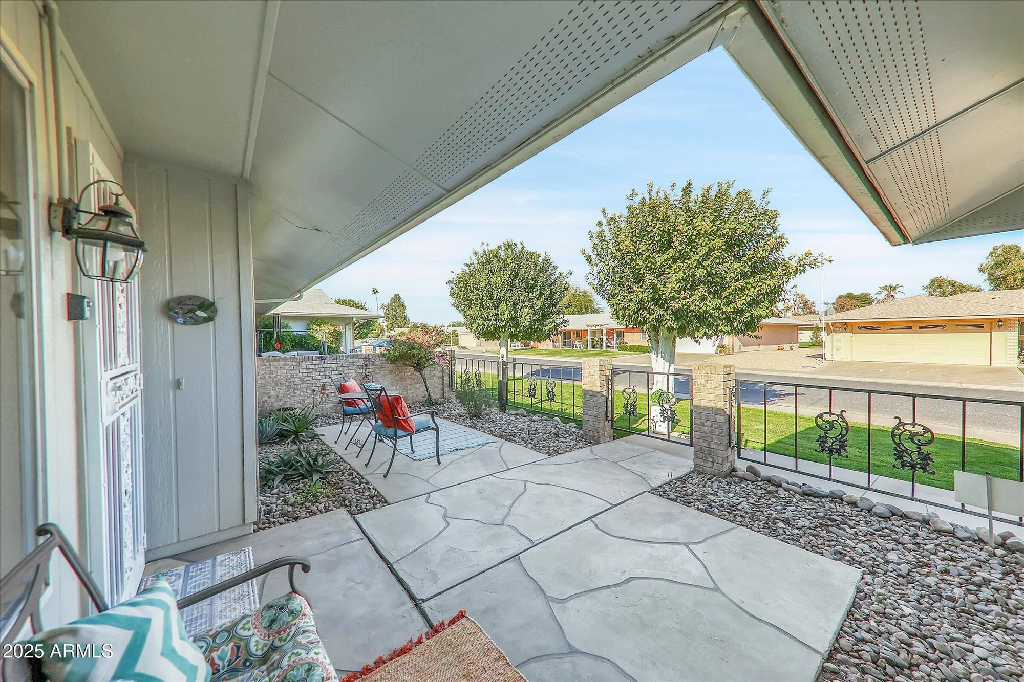 Property Slideshow image 4 of 35 | 10825 w caron dr, Sun City, AZ, 85351