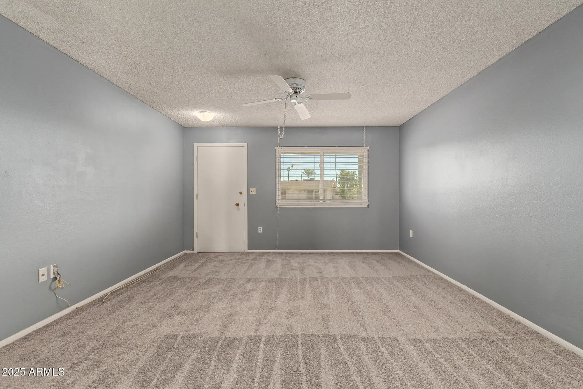 Property Slideshow image 4 of 25 | 9459 n 111th ave, Sun City, AZ, 85351