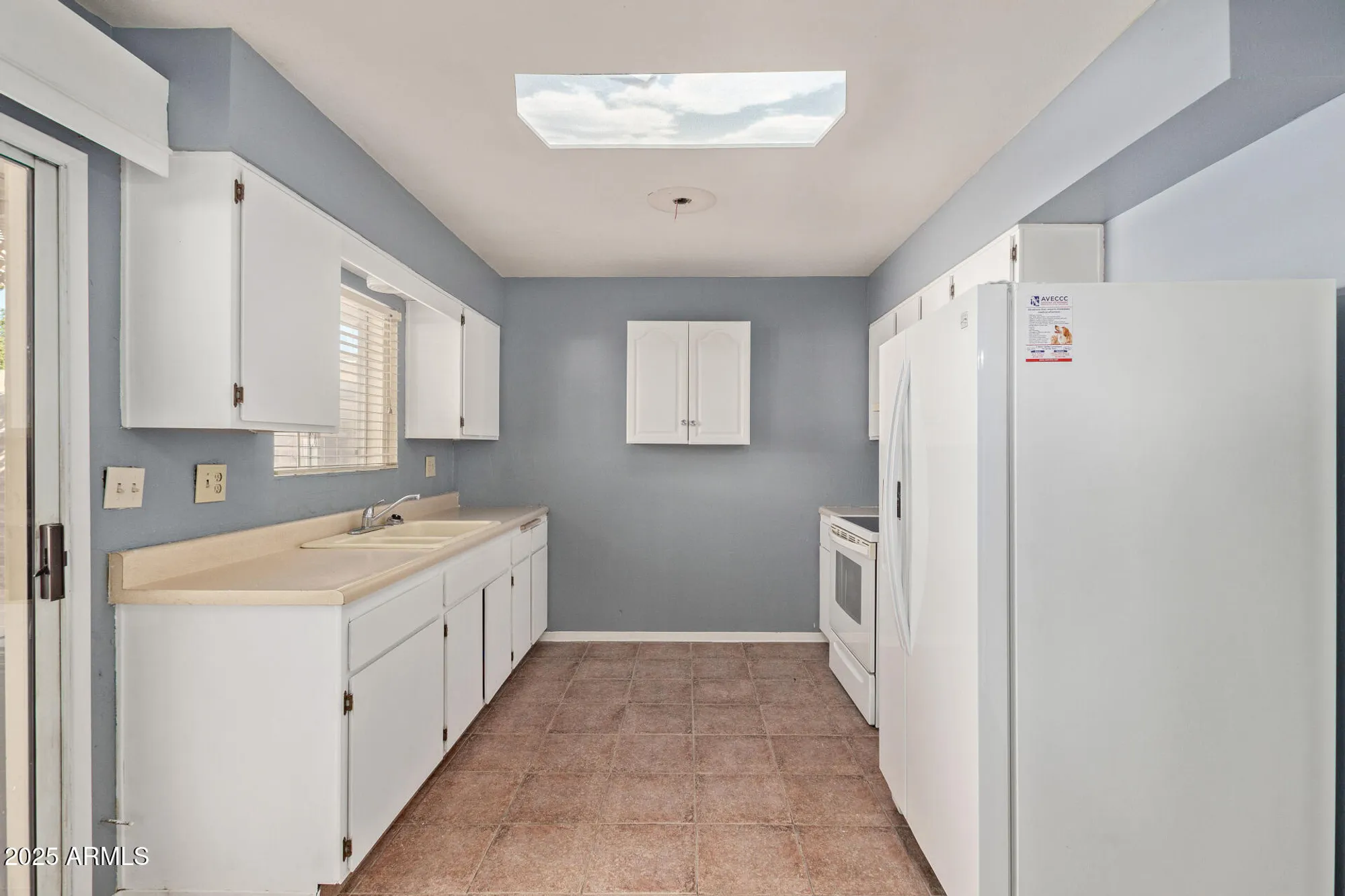 Property Slideshow image 11 of 25 | 9459 n 111th ave, Sun City, AZ, 85351