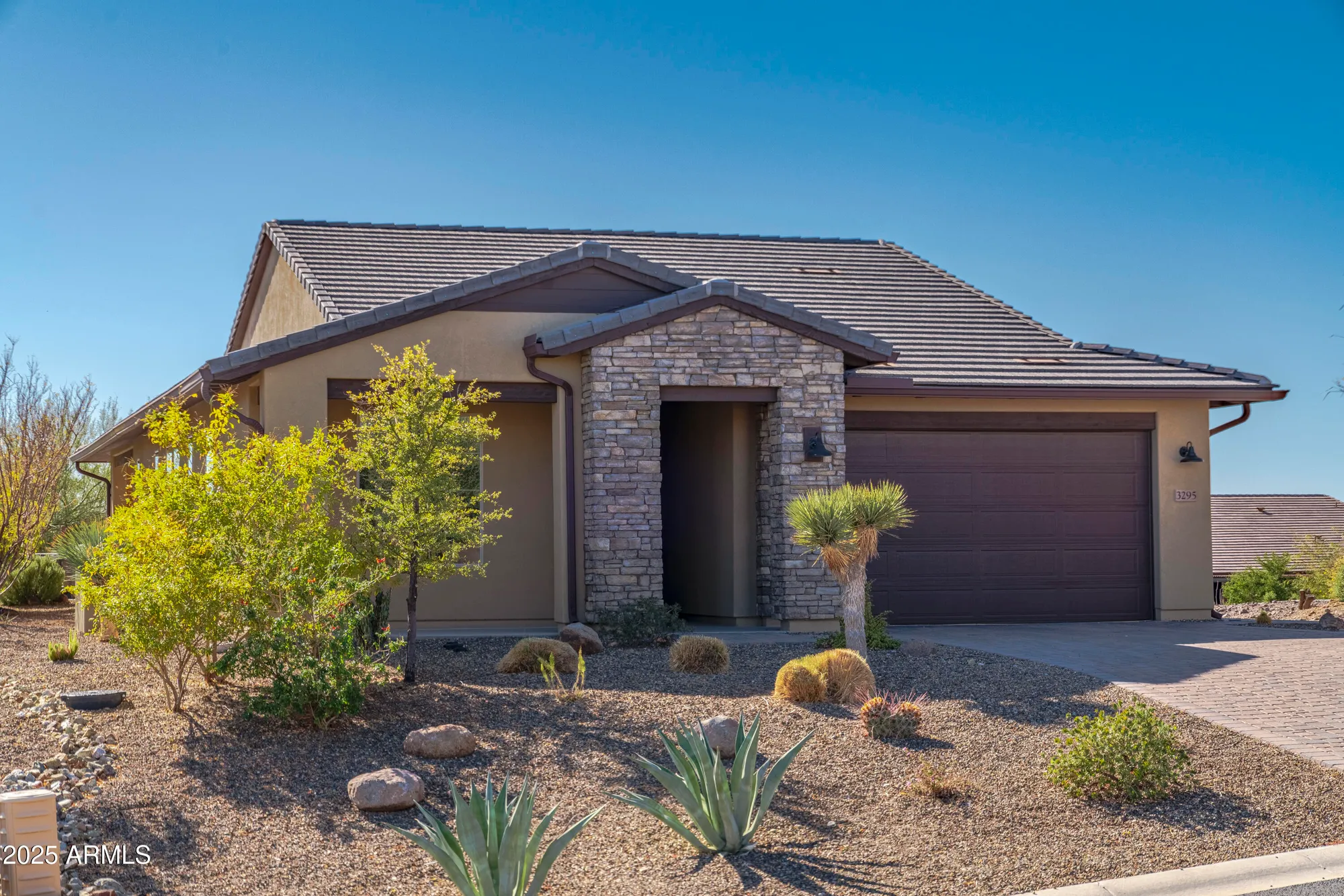 Property Slideshow image 5 of 48 | 3295 ten bears cir, Wickenburg, AZ, 85390