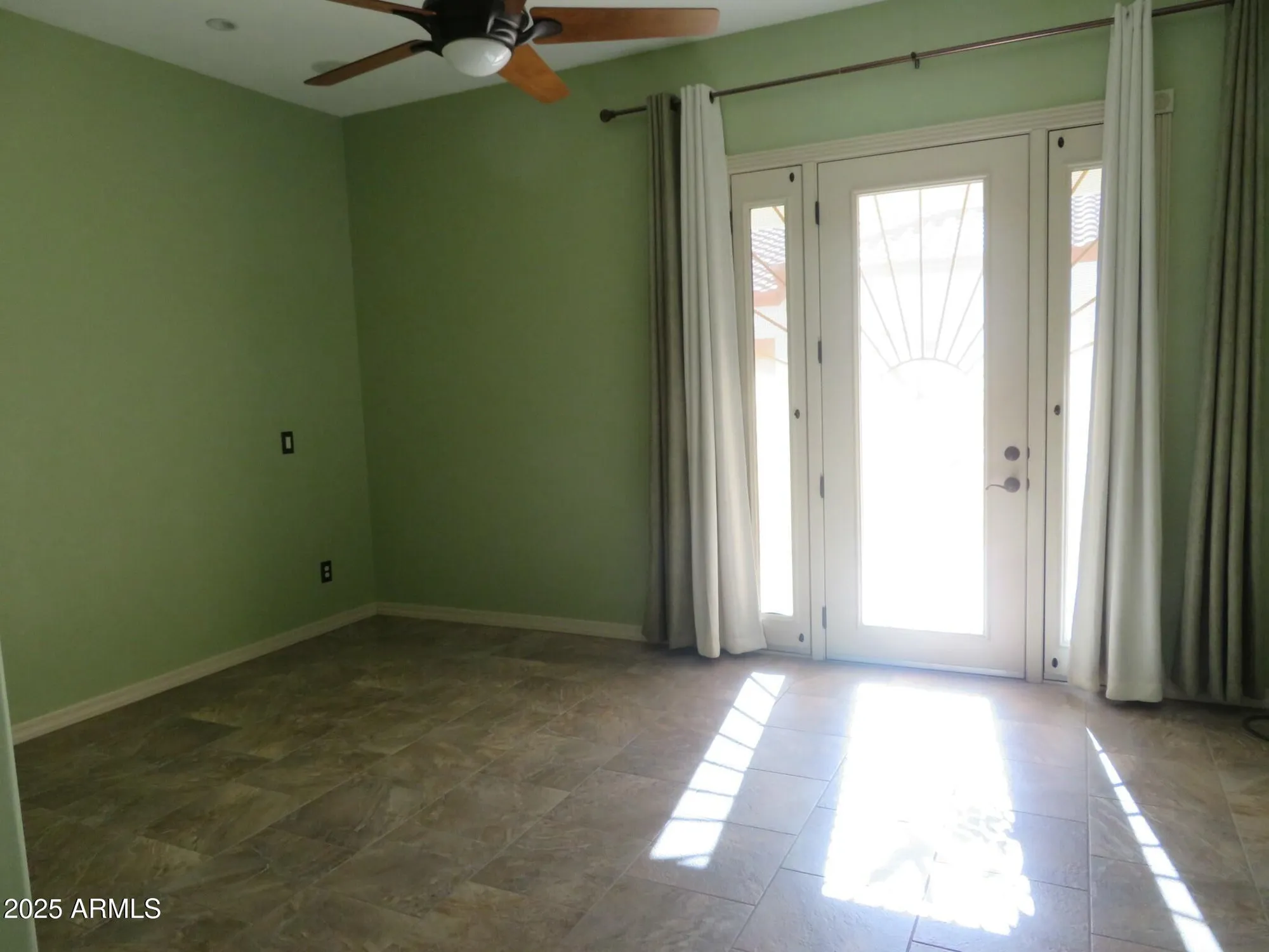 Property Slideshow image 25 of 38 | 2978 glenview dr, Sierra Vista, AZ, 85650