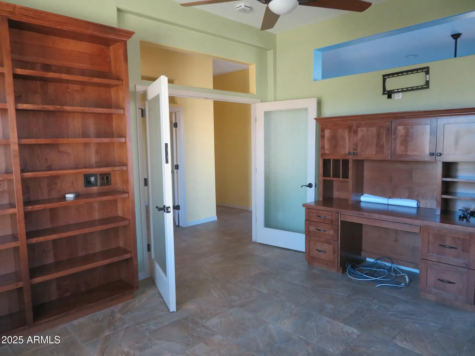 Property Slideshow image 14 of 38 | 2978 glenview dr, Sierra Vista, AZ, 85650