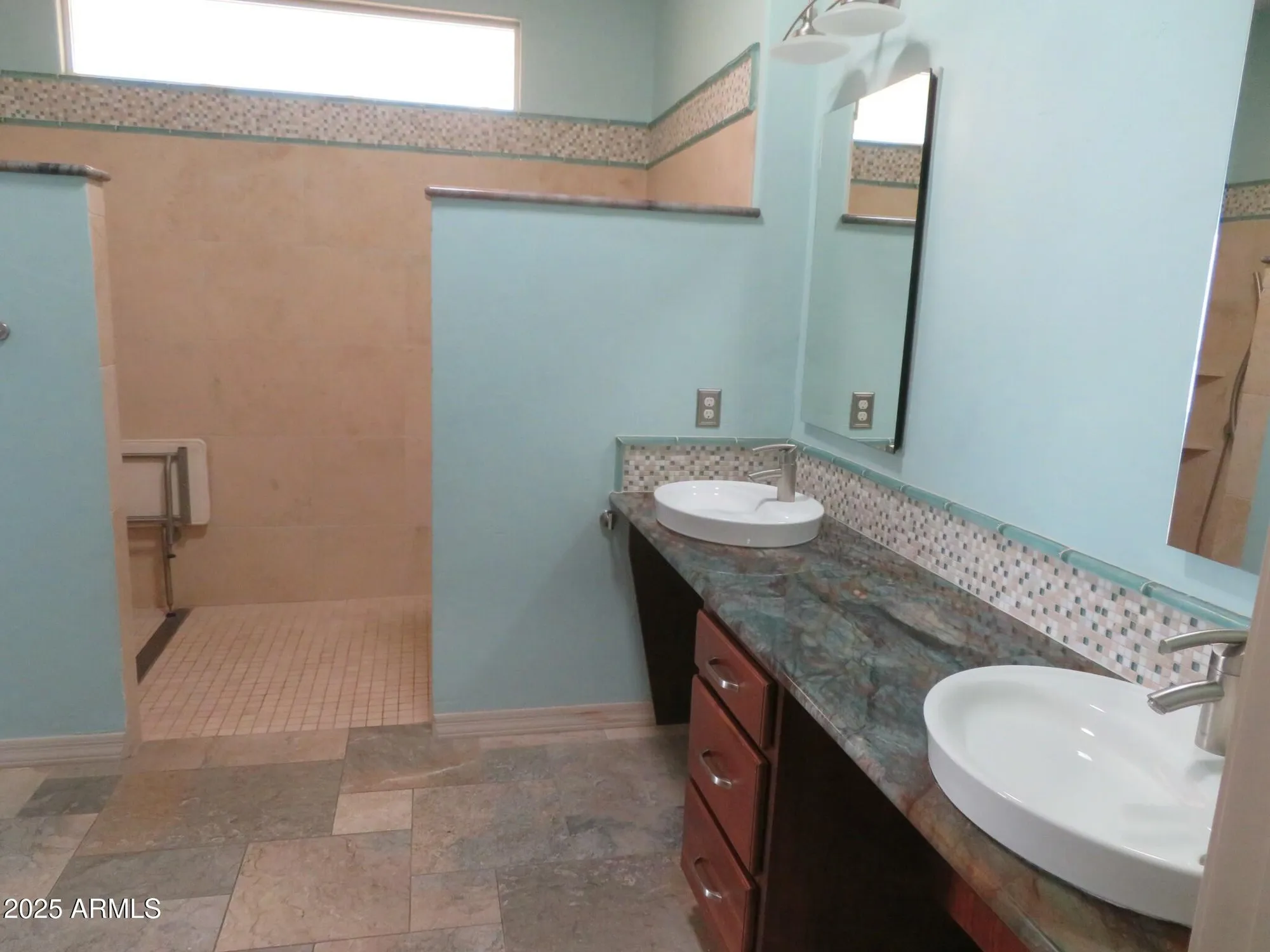 Property Slideshow image 20 of 38 | 2978 glenview dr, Sierra Vista, AZ, 85650