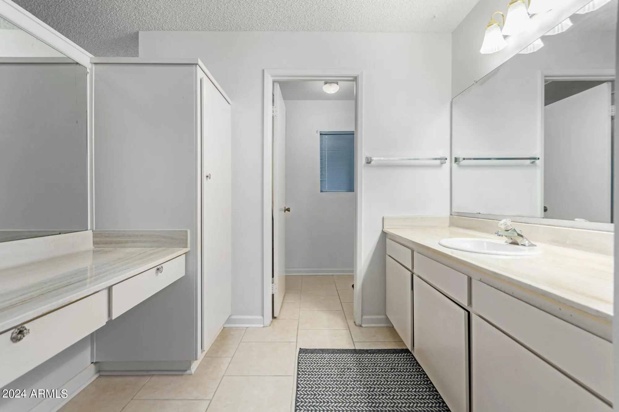 Property Slideshow image 8 of 45 | 12059 s paiute st, Phoenix, AZ, 85044