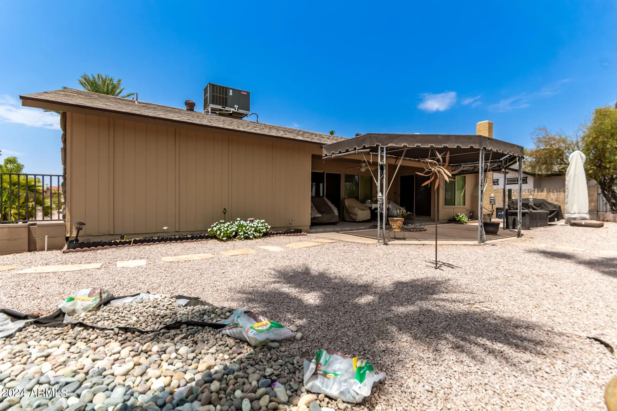Property Slideshow image 14 of 45 | 12059 s paiute st, Phoenix, AZ, 85044