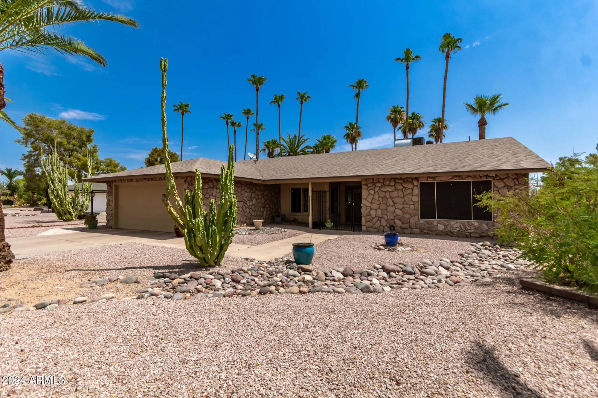 Property Slideshow image 23 of 45 | 12059 s paiute st, Phoenix, AZ, 85044