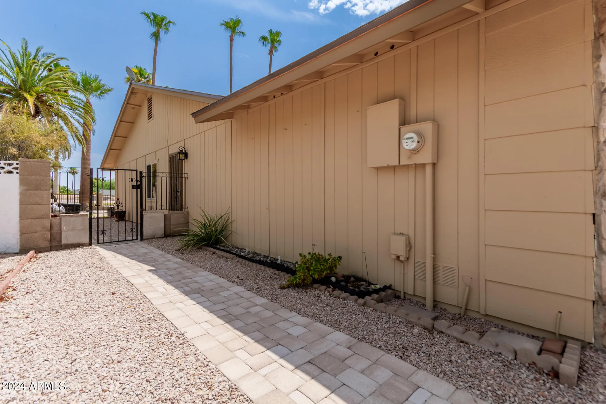 Property Slideshow image 40 of 45 | 12059 s paiute st, Phoenix, AZ, 85044