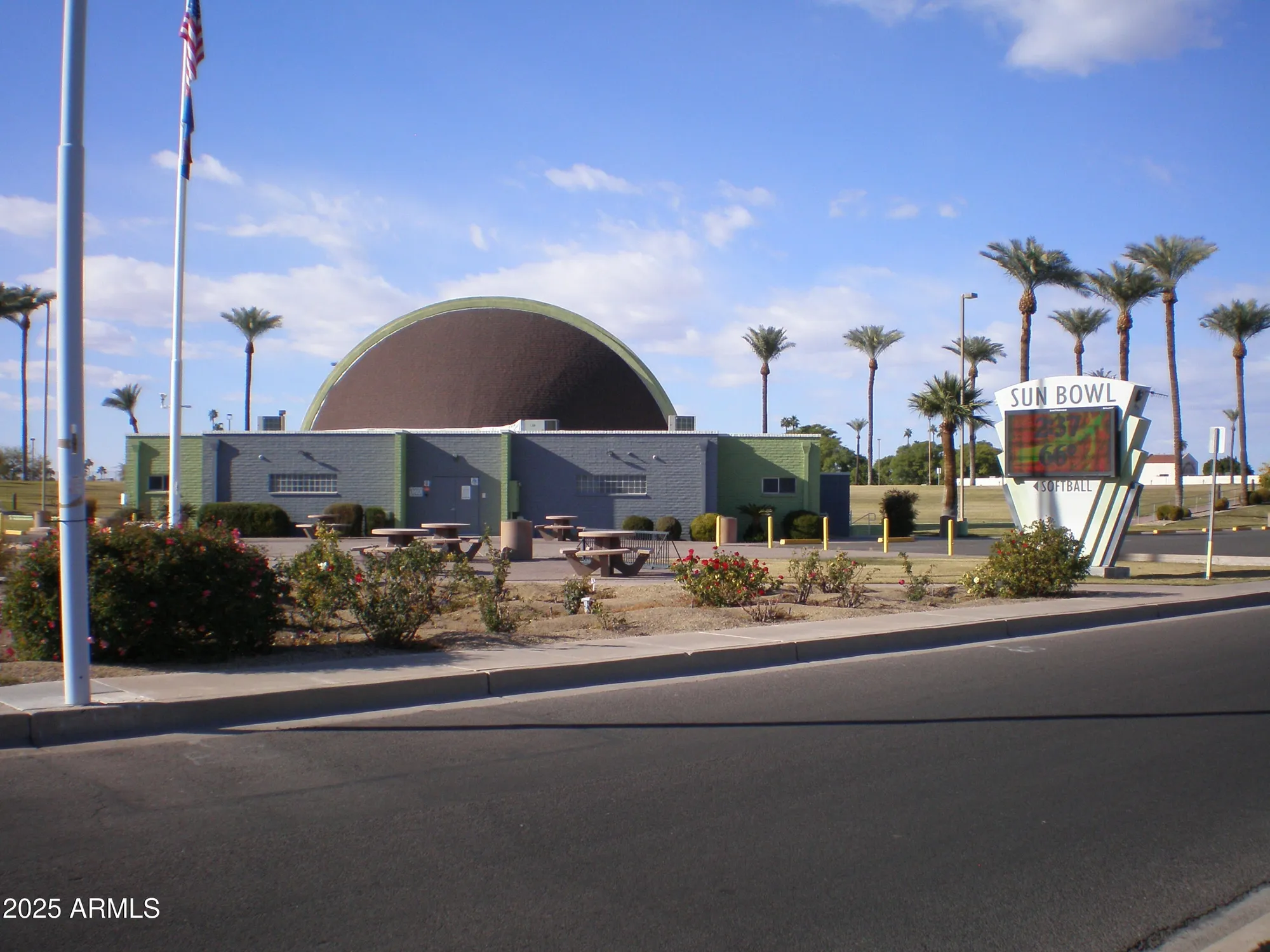 Property Slideshow image 61 of 84 | 10731 w mission ln, Sun City, AZ, 85351