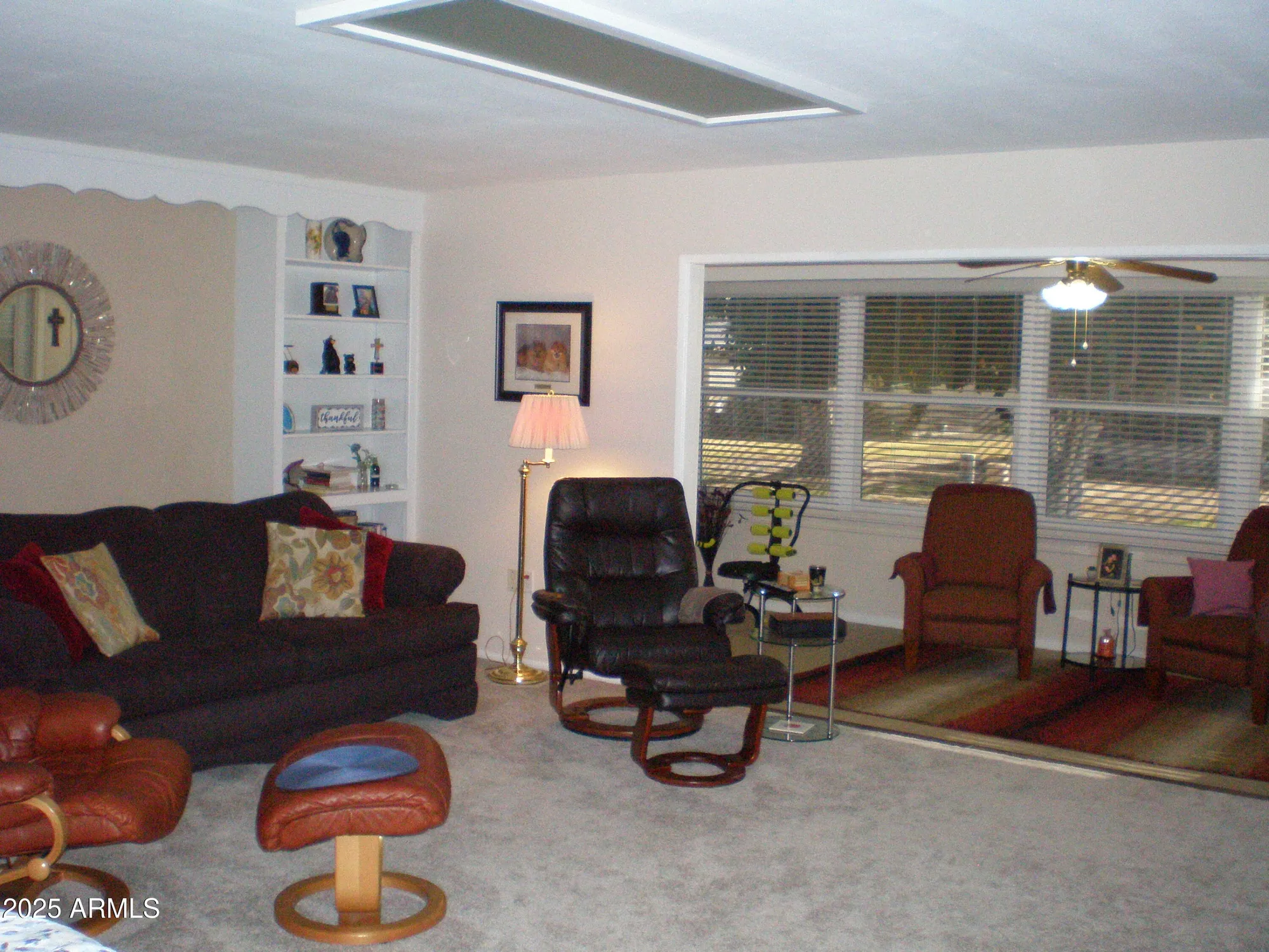 Property Slideshow image 28 of 84 | 10731 w mission ln, Sun City, AZ, 85351