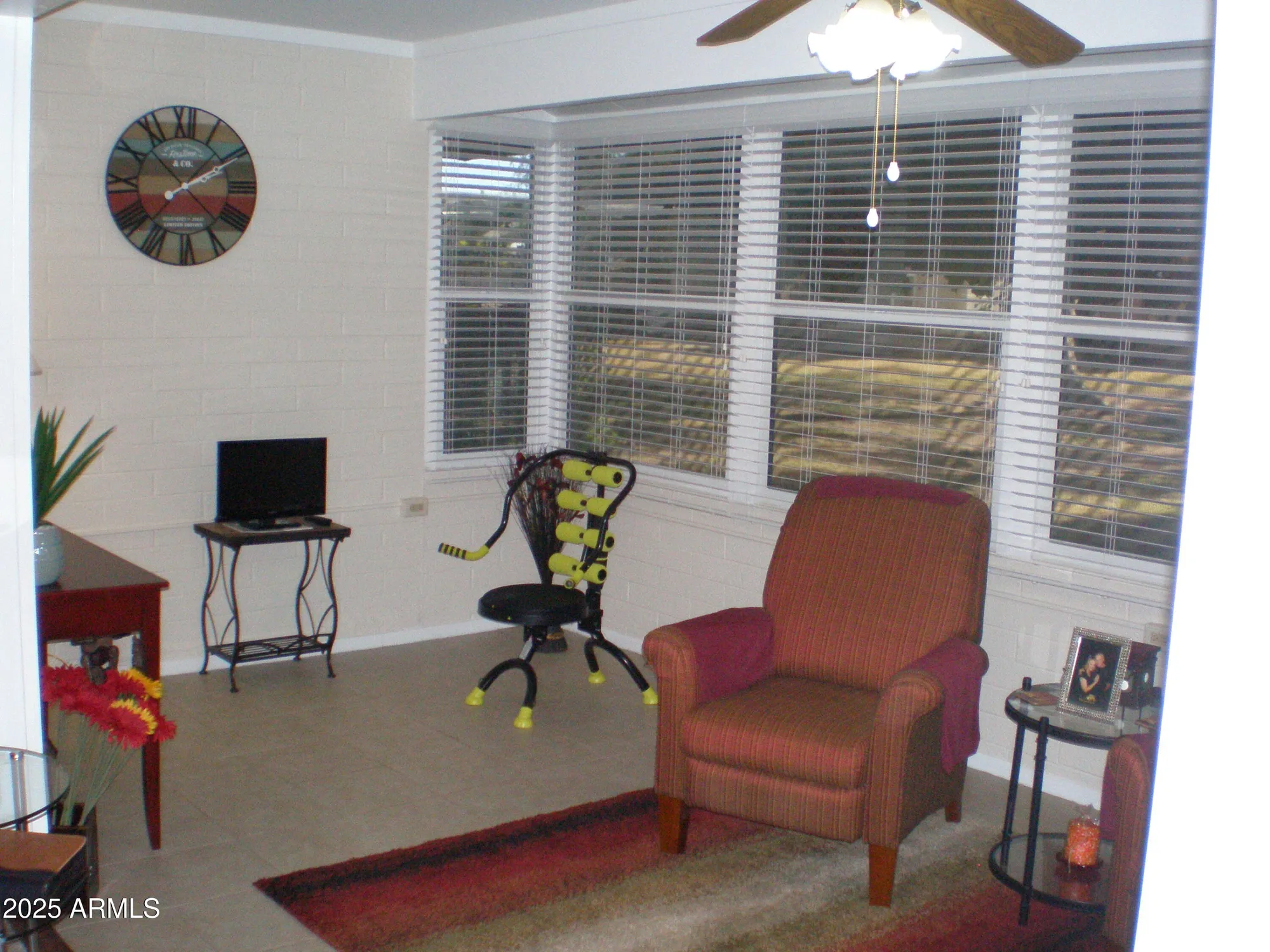 Property Slideshow image 32 of 84 | 10731 w mission ln, Sun City, AZ, 85351