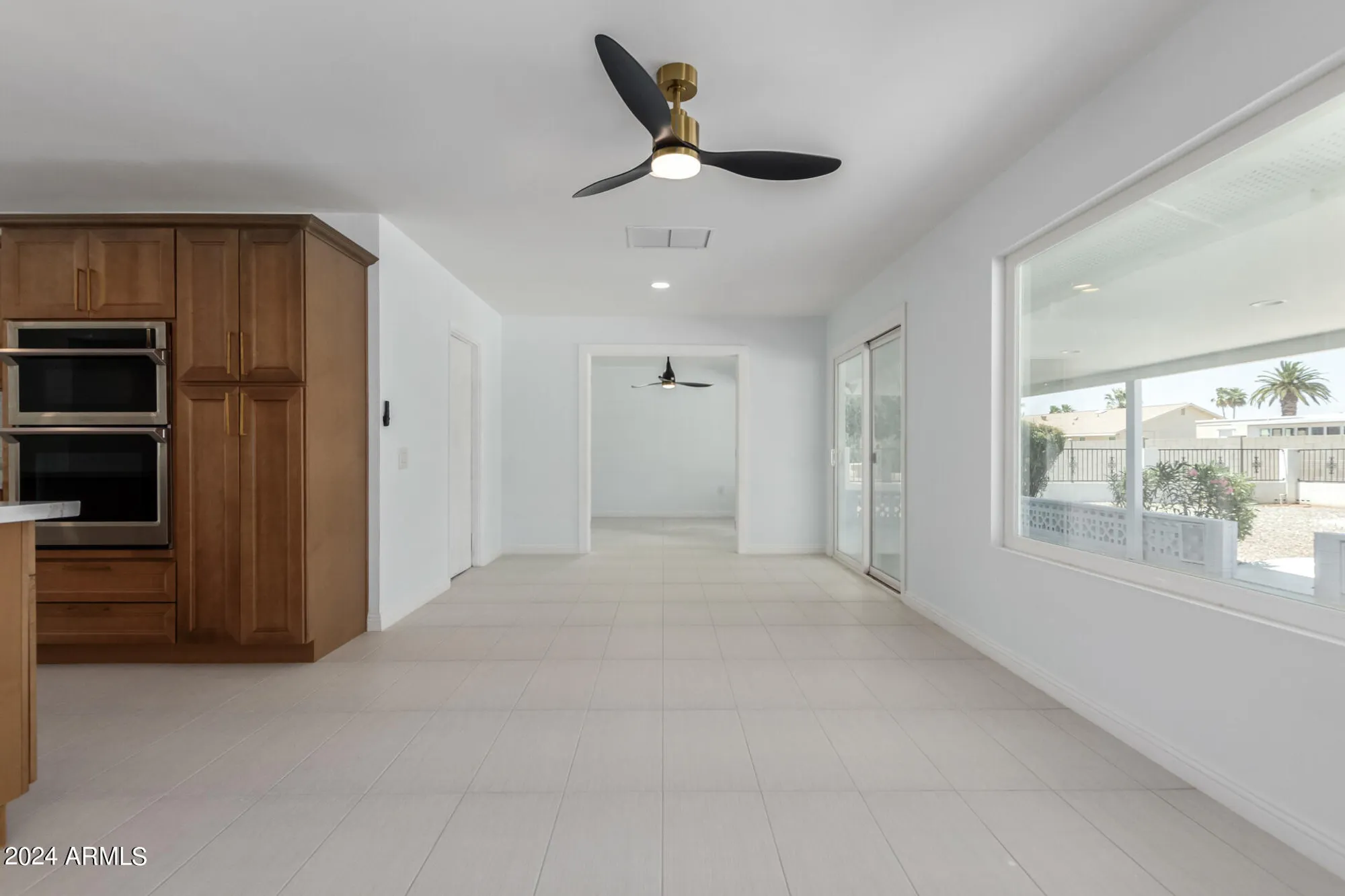 Property Slideshow image 15 of 33 | 10826 w loma blanca dr, Sun City, AZ, 85351