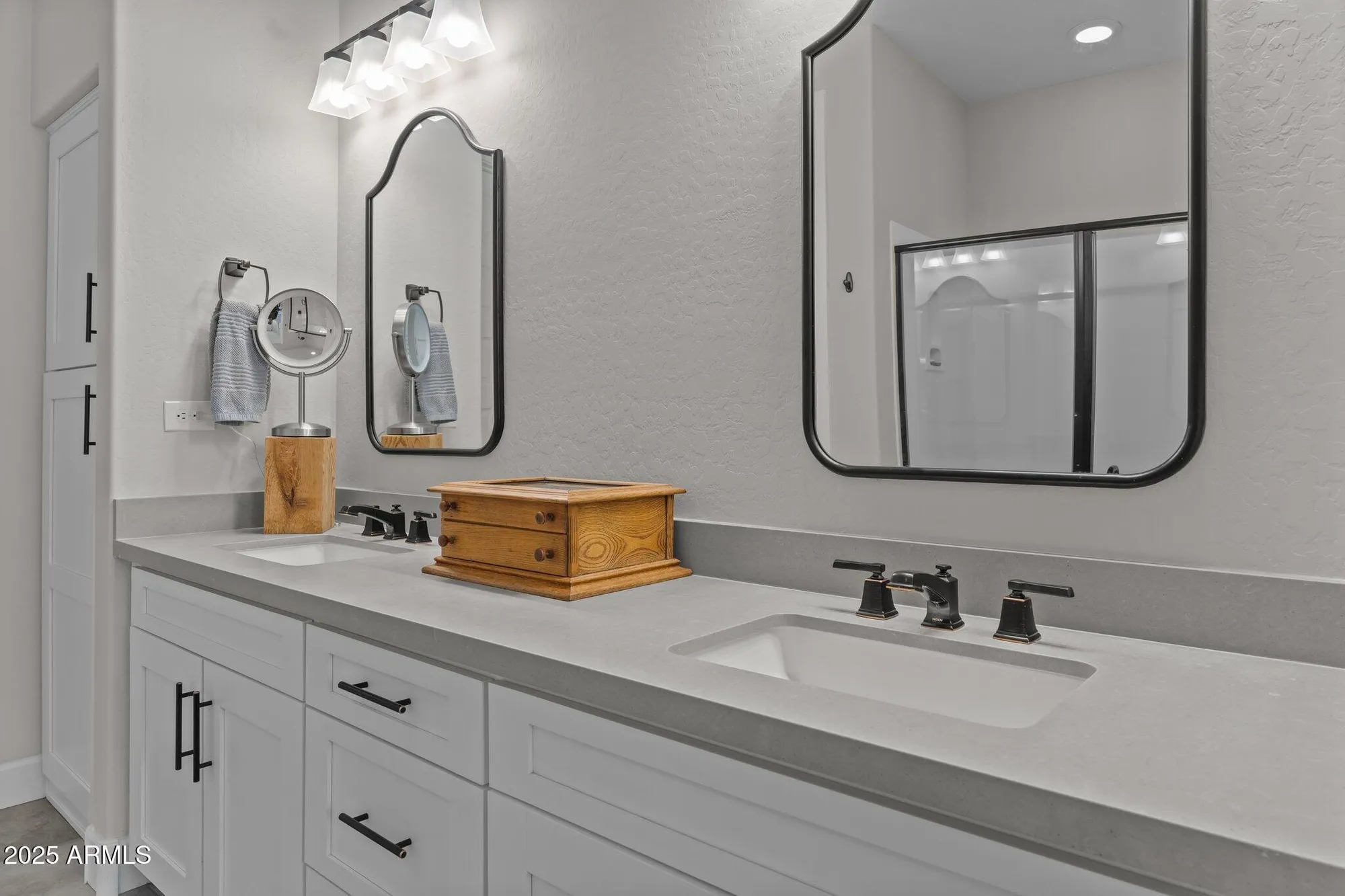 Property Slideshow image 14 of 53 | 4101 desert moon dr, Wickenburg, AZ, 85390
